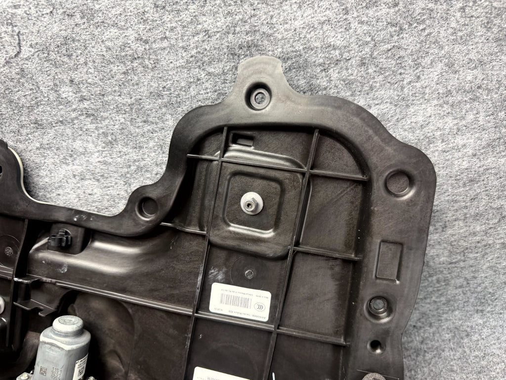 ♦️17–23 TESLA MODEL 3 REAR RIGHT DOOR WINDOW REGULATOR W/ MOTOR OEM, 109662300K