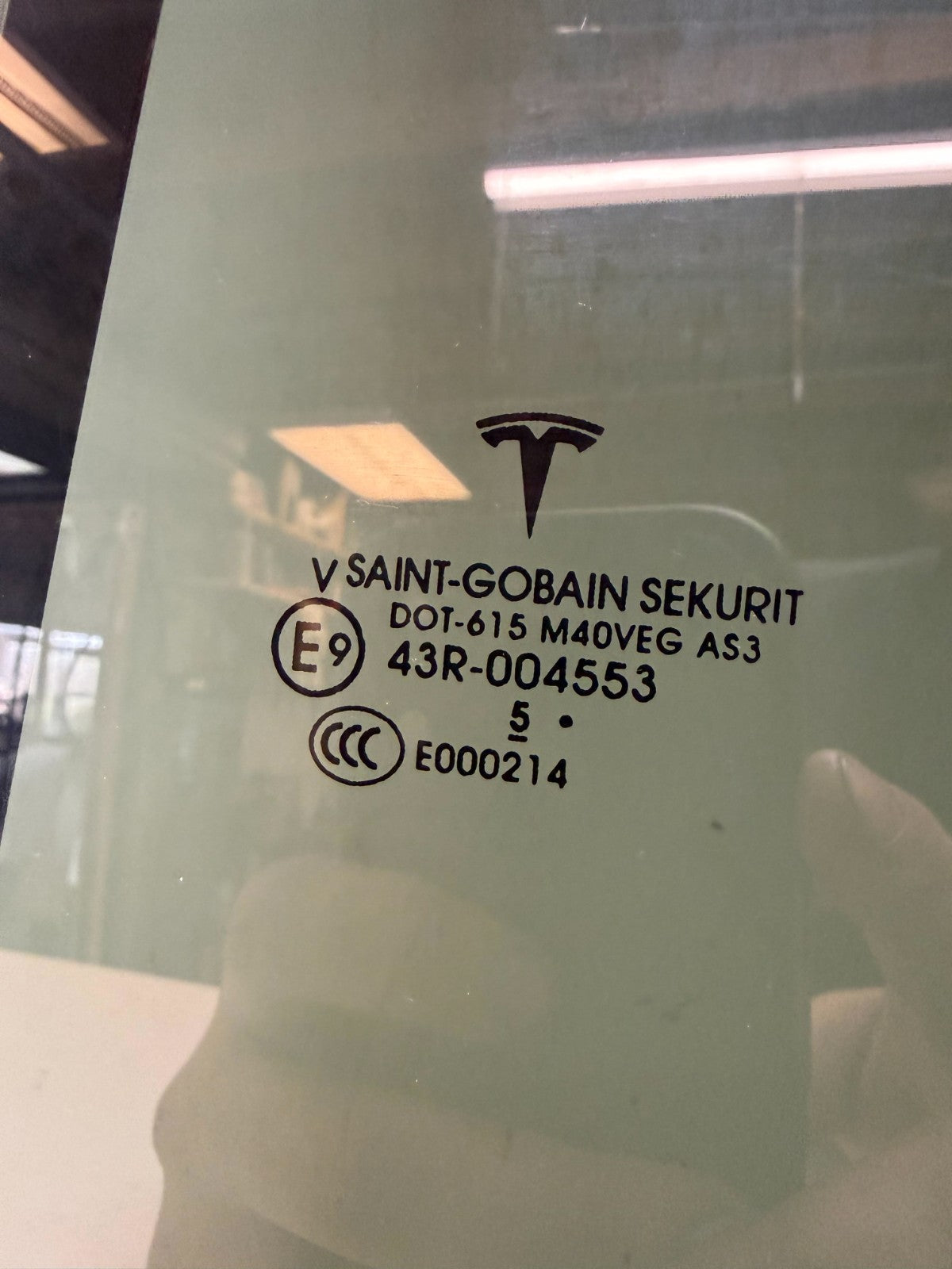 2016-2020 Tesla Model X Rear Left Side Door Window Door Glass OEM 43R-004553