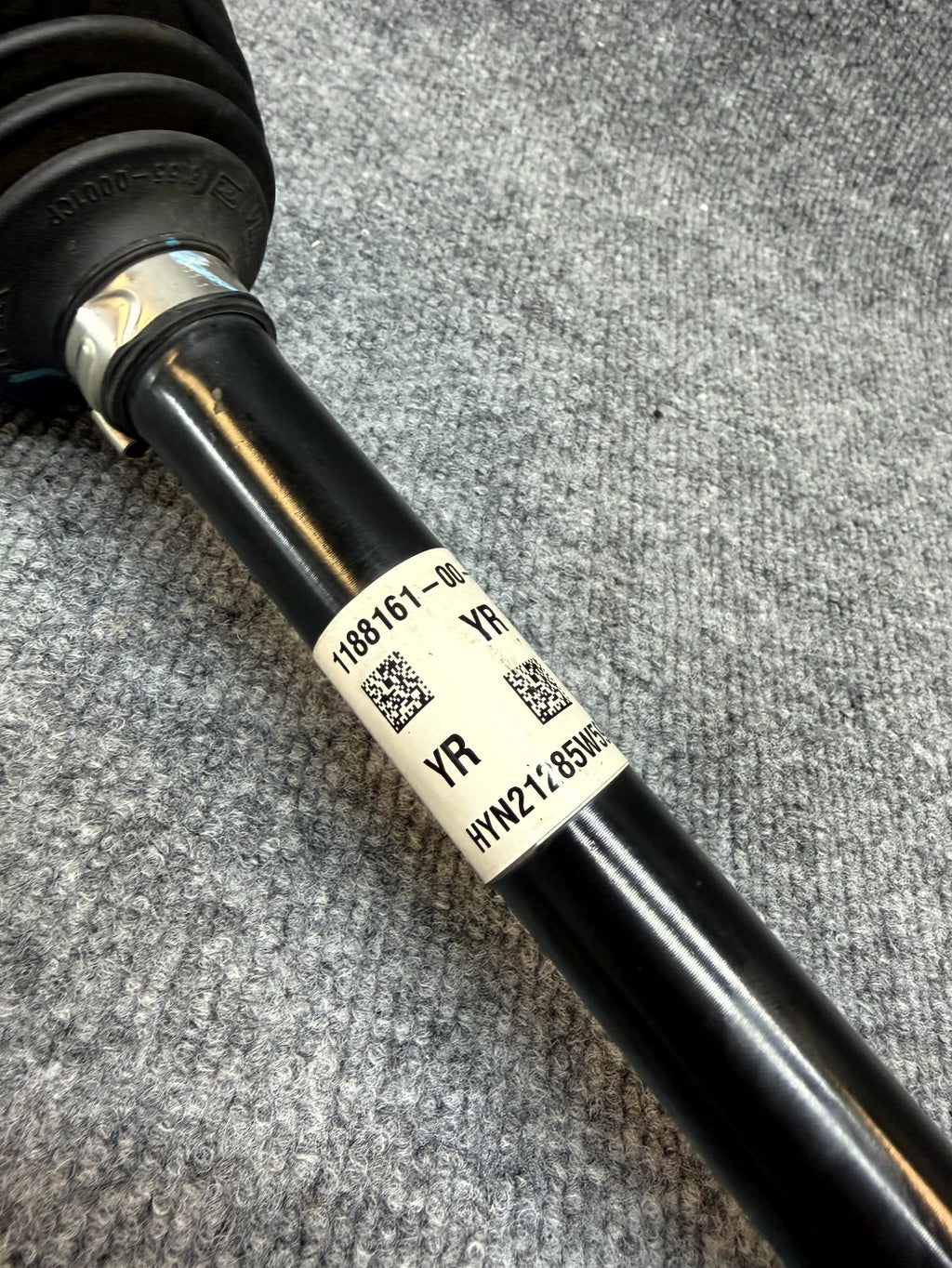2020-2024 TESLA MODEL Y REAR LEFT OR RIGHT CV AXLE SHAFT HALFSHAFT OEM,118816100