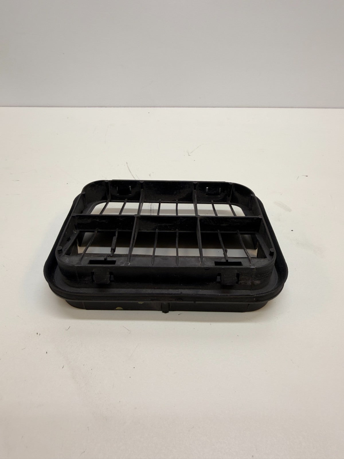 2012-2020 Tesla Model S Rh / Lh Rear Body Ventilation Grille 2F2A-B280B62-AB
