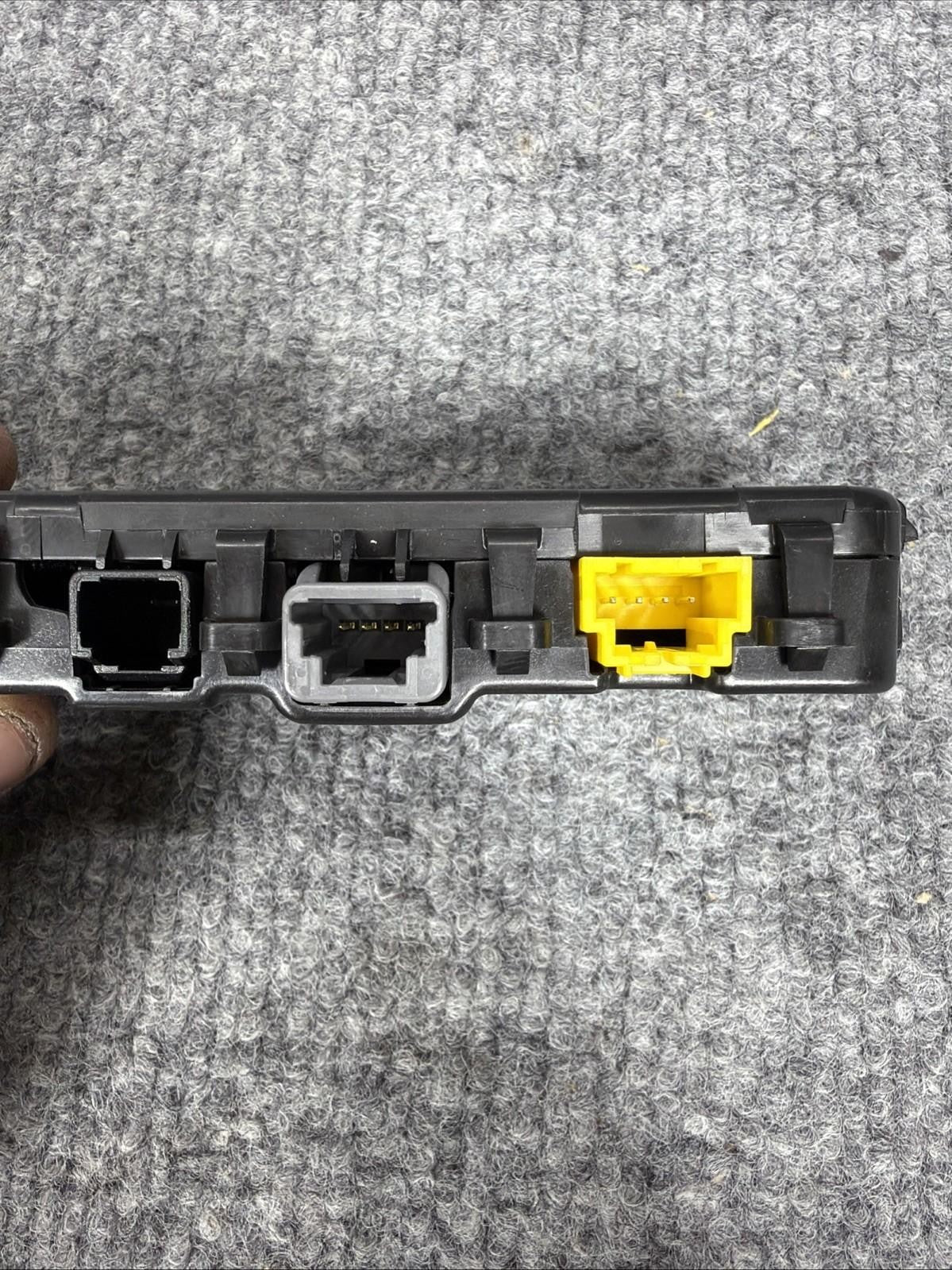 ♦️ 2017-2023 TESLA MODEL 3 Y FRONT RIGHT SIDE CONTROL MODULE UNIT OEM, 109851500