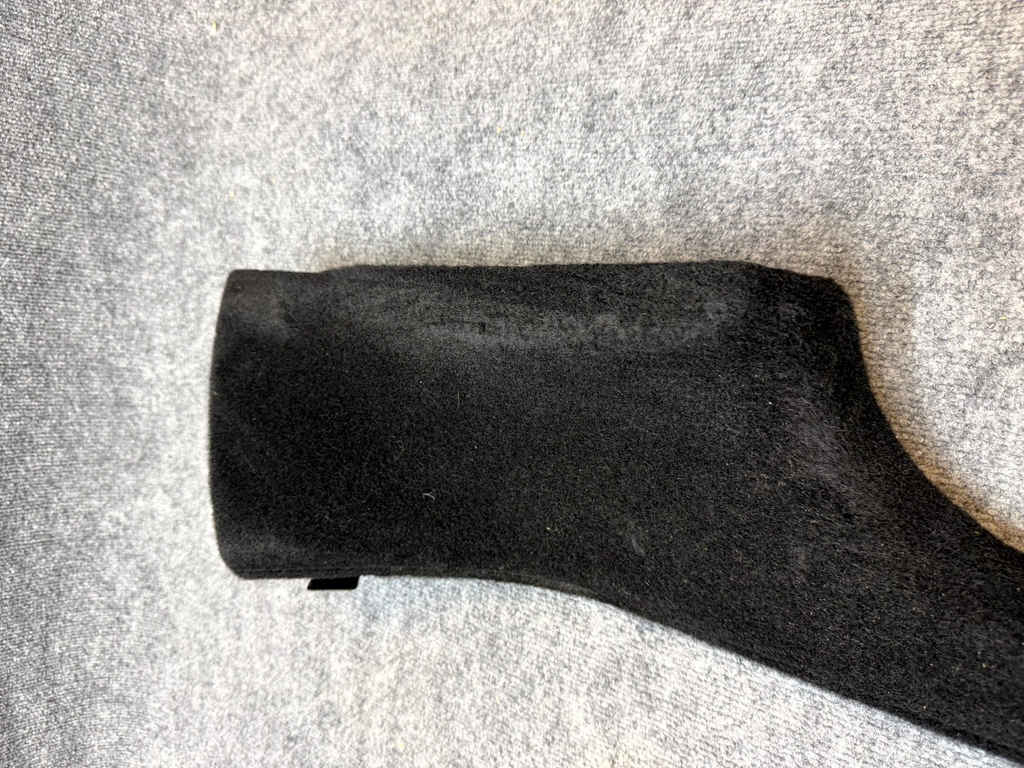 2020 - 2024 TESLA MODEL Y REAR RIGHT C-PILLAR LOWER TRIM COVER OEM, 1704661-00-E