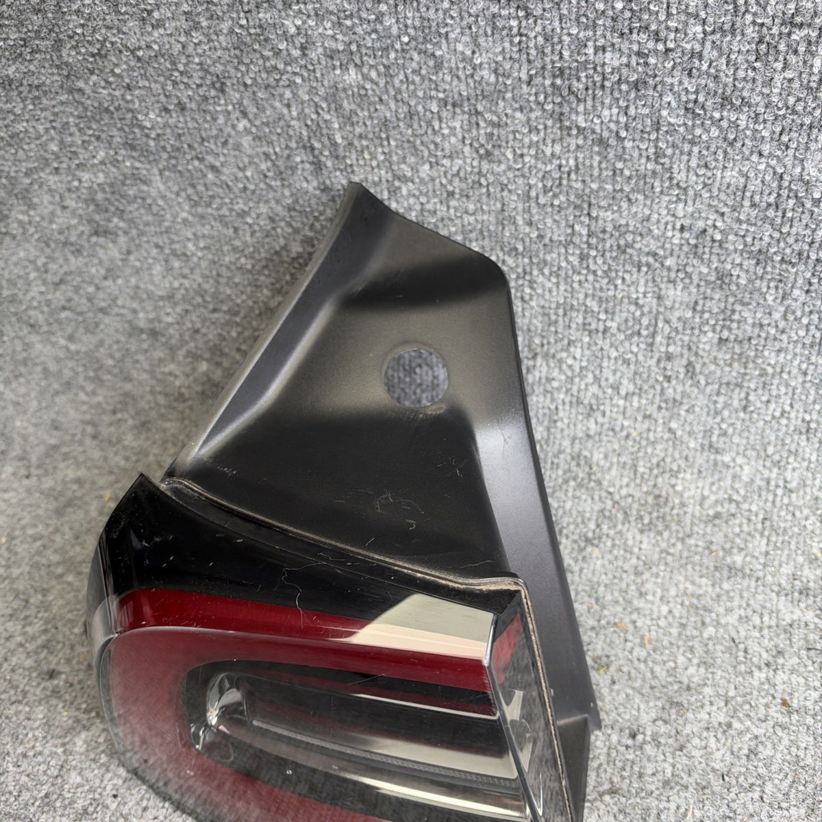 21-25 Tesla Model 3 Y Rear Left Passenger Outer LED Tail Light Lamp 4 Pin OEM