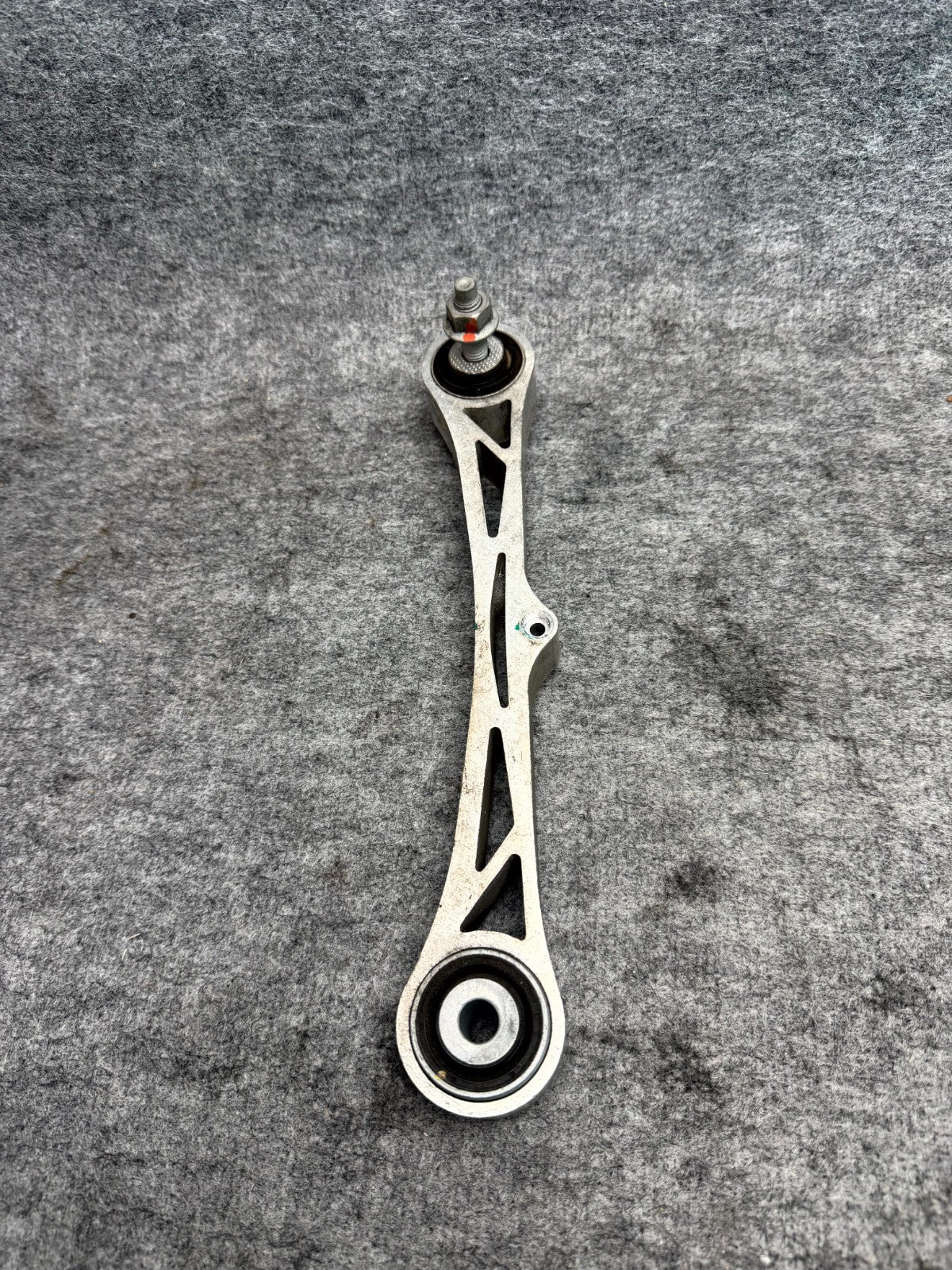 ♦️2012 - 2020 TESLA MODEL S REAR SUSPENSION UPPER CONTROL ARM OEM, 1043963-00-C