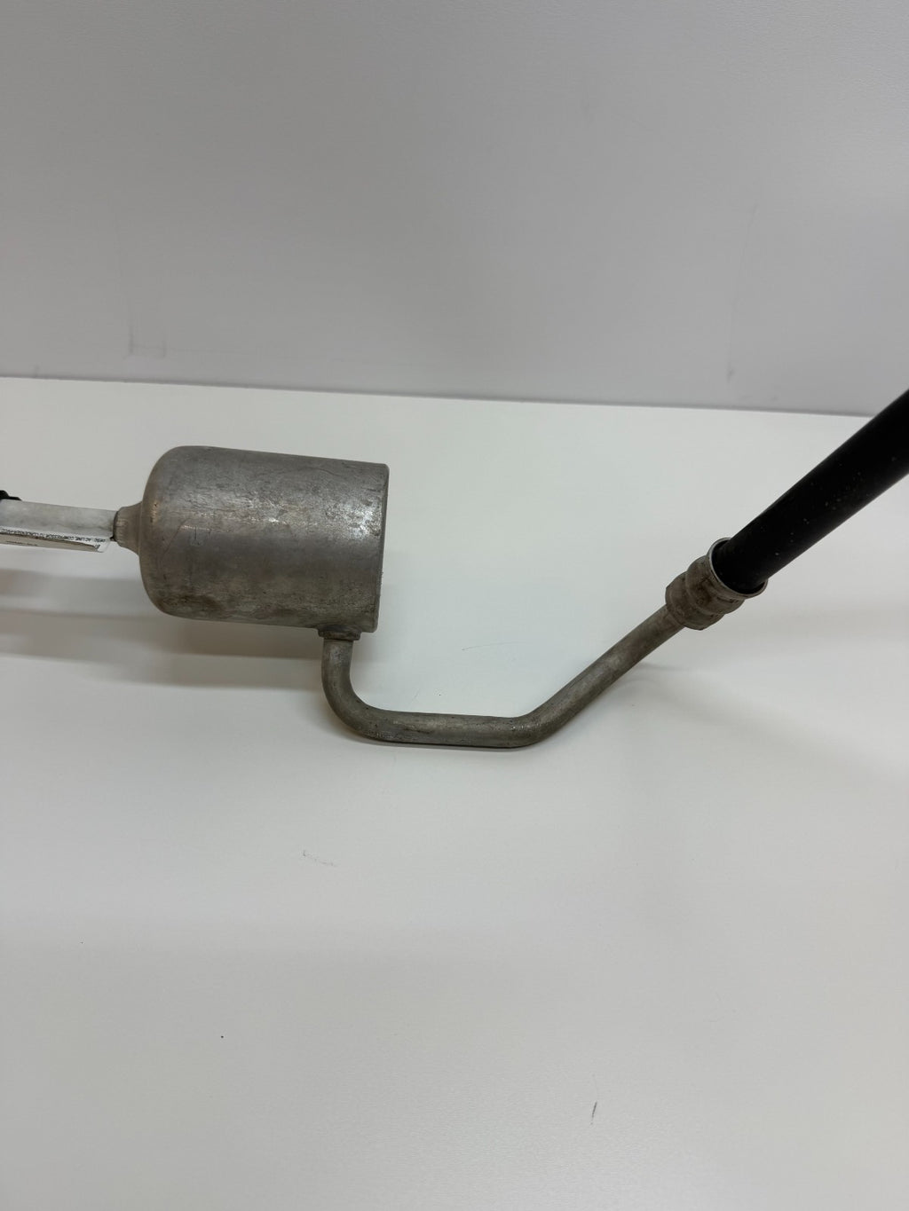 12-15 Model S AC Pipe Line Compressor to Condenser HVCC Discharge 1028401-00-E