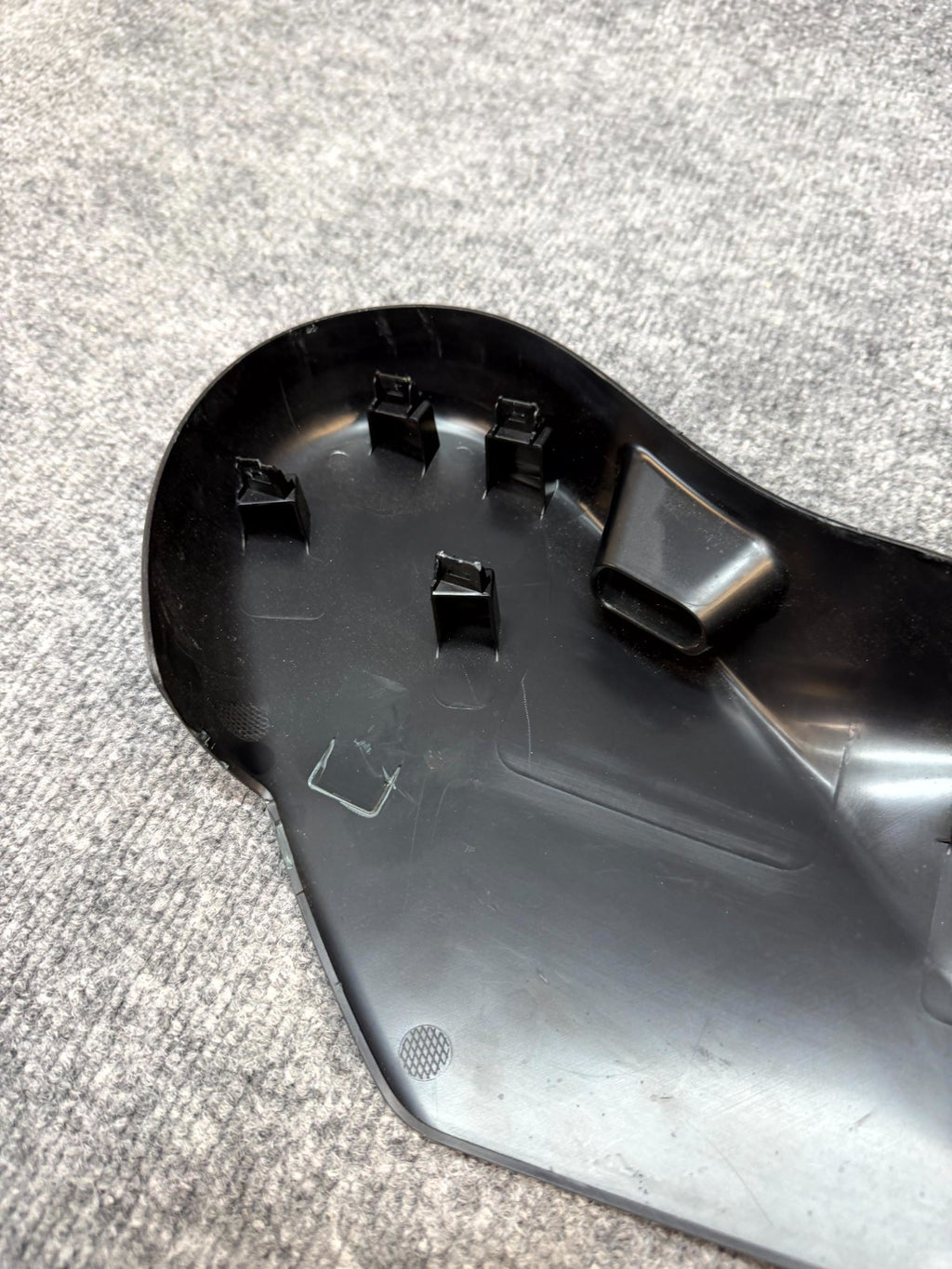 2020-2024 TESLA MODEL Y FRONT LEFT SEAT TRIM W/ CONTROL SWITCHES OEM, 163833200C