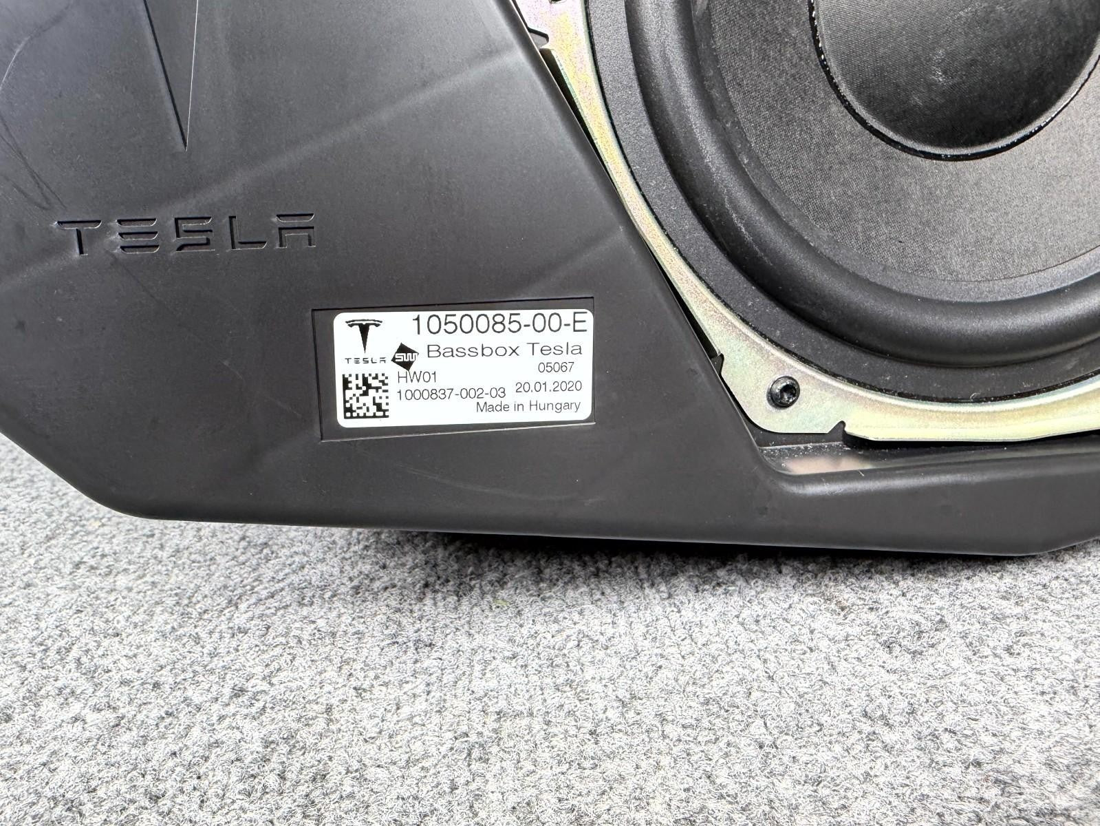 2016-2020 Tesla Model X Rear Subwoofer Bassbox Audio Speaker OEM, 1050085-00-E