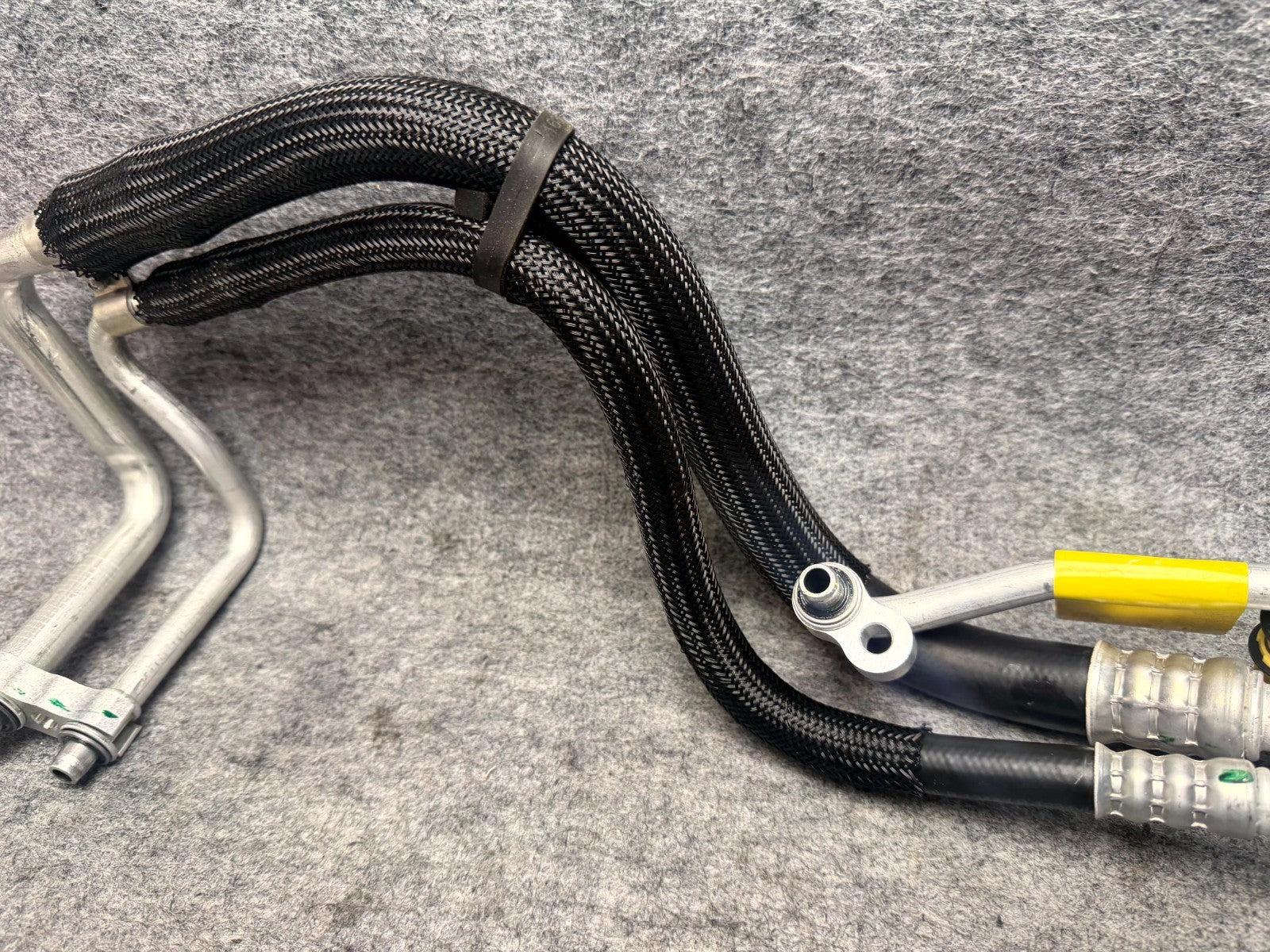 ♦️17-23 TESLA MODEL 3 AC AIR CONDITIONING COMPRESSOR HOSE TUBE OEM, 1502020-00-C