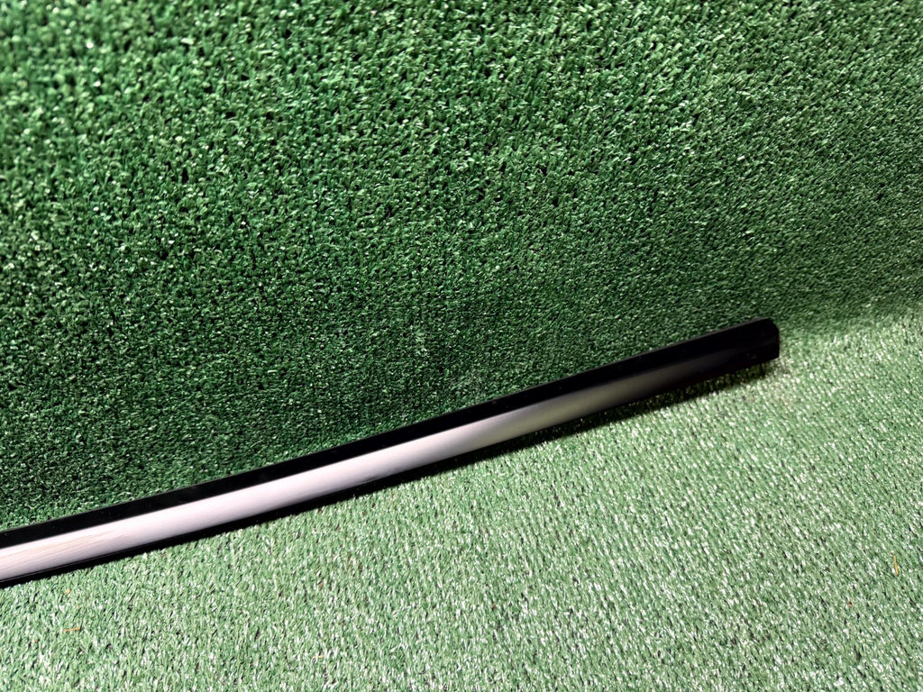 ♦️2020 – 2024 TESLA MODEL Y FRONT LEFT DOOR WINDOW BELT MOLDING OEM 1621166-00-B