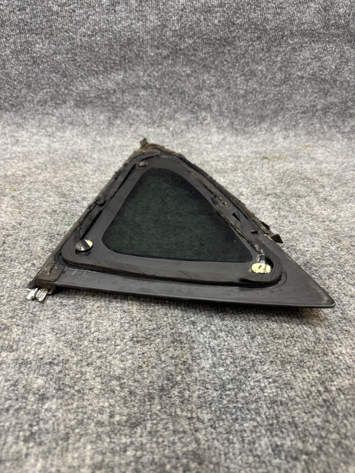 2017 - 2023 TESLA MODEL 3 REAR RIGHT SIDE WINDOW QUARTER GLASS OEM, 43R-004529