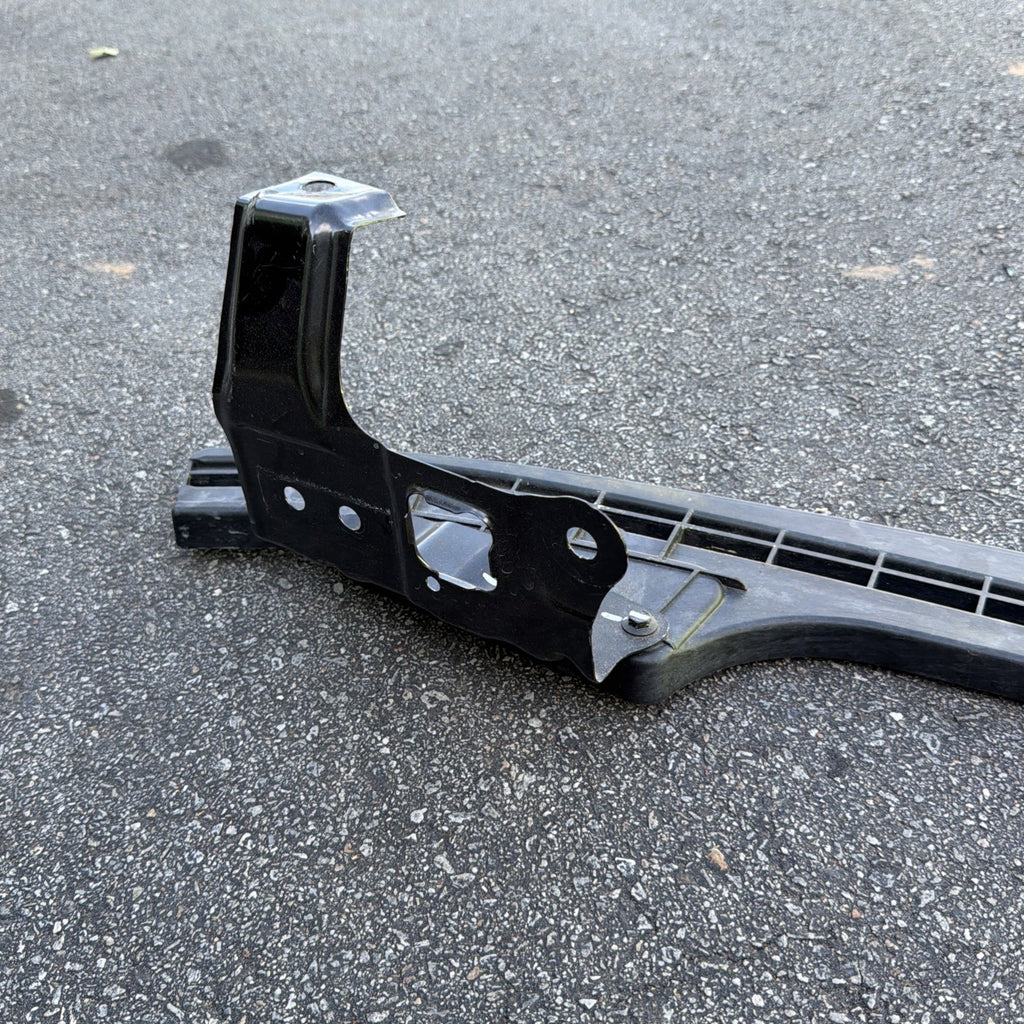 2025-2026 Tesla Model Y Front Bumper Reinforcement Ankle Catcher 1949866-00-C