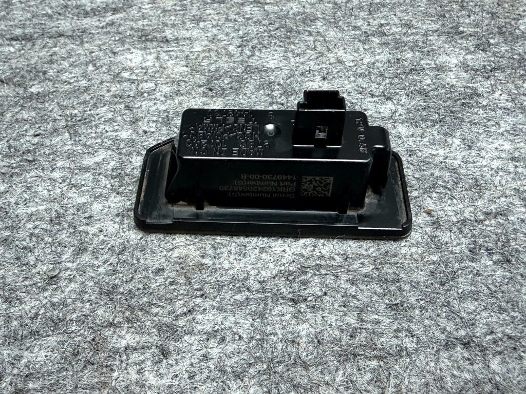 ♦️ 2017 – 2023 TESLA MODEL 3 LICENSE PLATE LIGHT ASSEMBLY OEM, 9786 107243