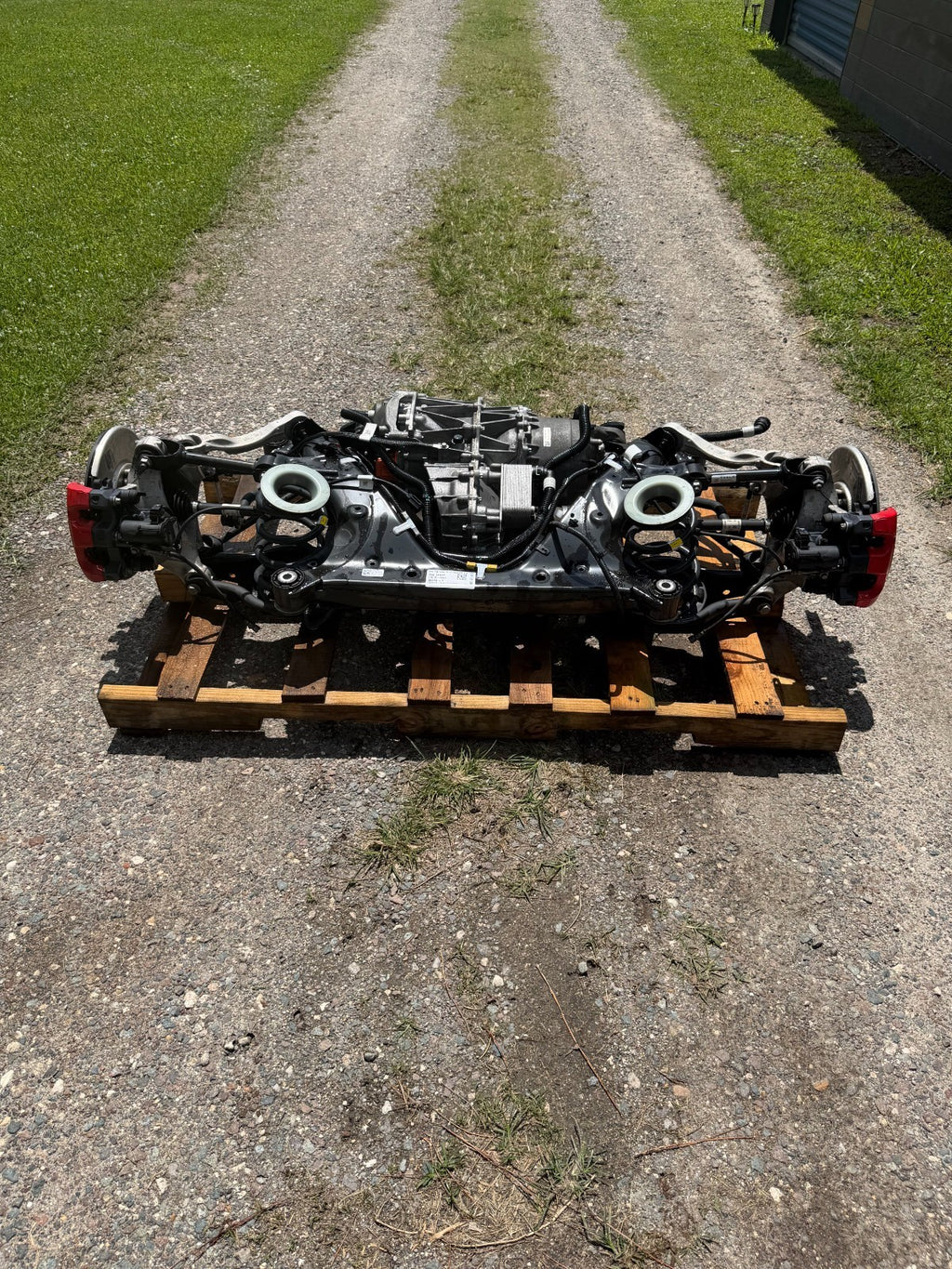 2022 Tesla Model Y Rear Drive Unit Motor Subframe Suspension Complete