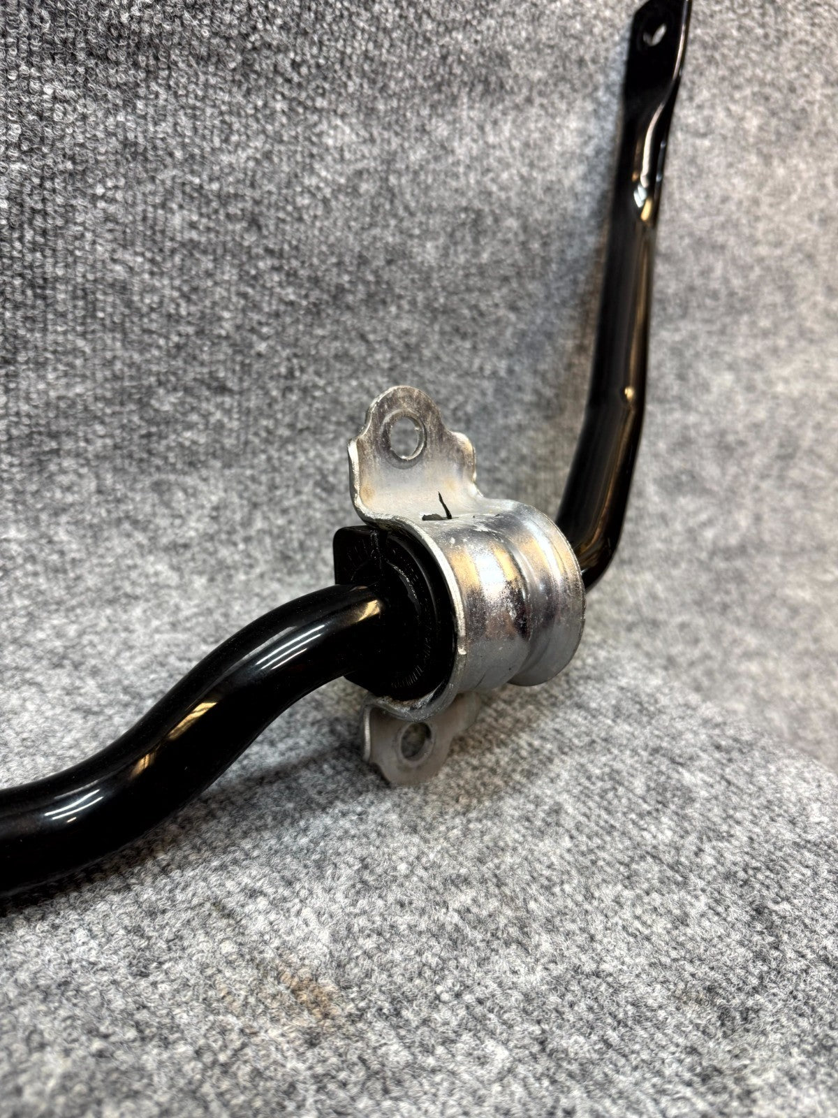 2020 - 2024 TESLA MODEL Y REAR STABILIZER SWAY ANTI ROLL BAR OEM, 1044481-00-E