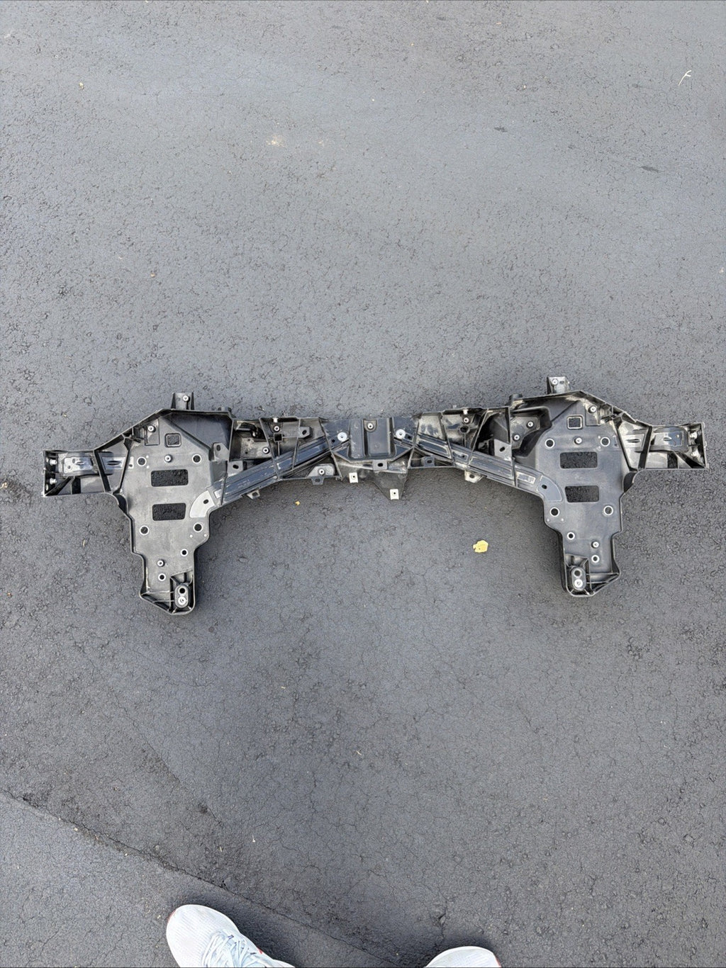 2021-2024 Tesla Model S Front radiator core support OEM 1610659-02-C
