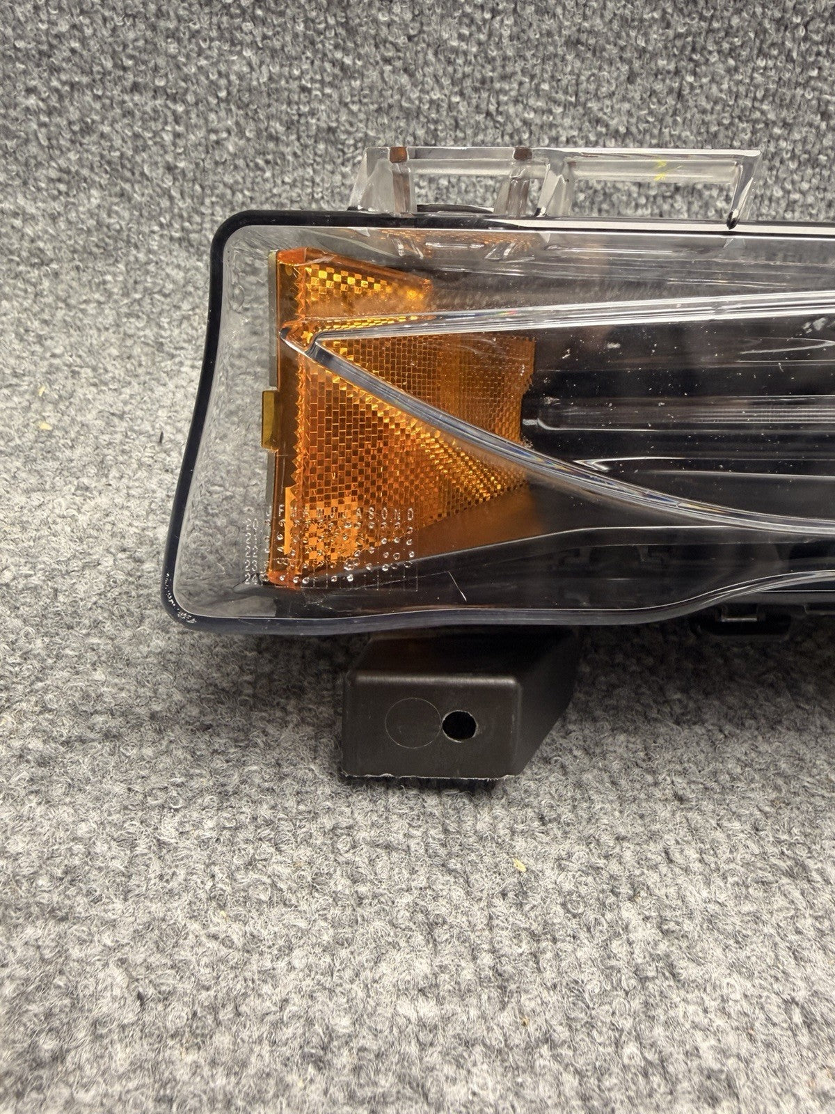 2017 -2023 For Tesla Model 3 -Y 107739-00-D Front LEFT Side Fog Light Dark Lamp
