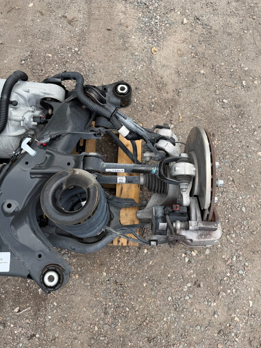 2021-2023 Tesla Model 3 Engine Rear Drive Unit Motor with Subframe Assembly