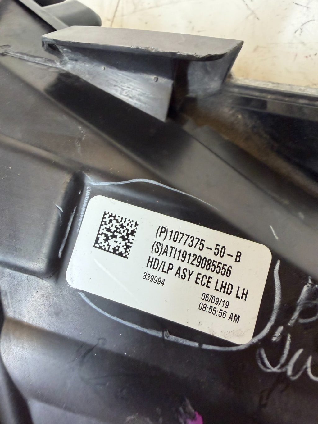 2021-2024 Tesla Model 3 Y Front Left Driver Side headlight 1077375-50-B