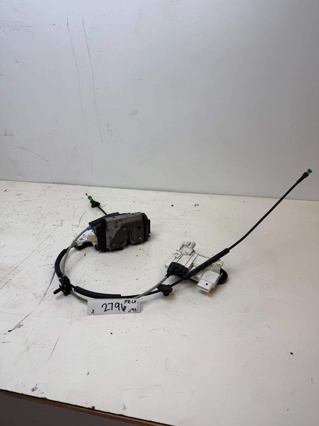 2016–2020 Tesla Model X Front Left Door Latch Lock Actuator OEM 1126199-00-B