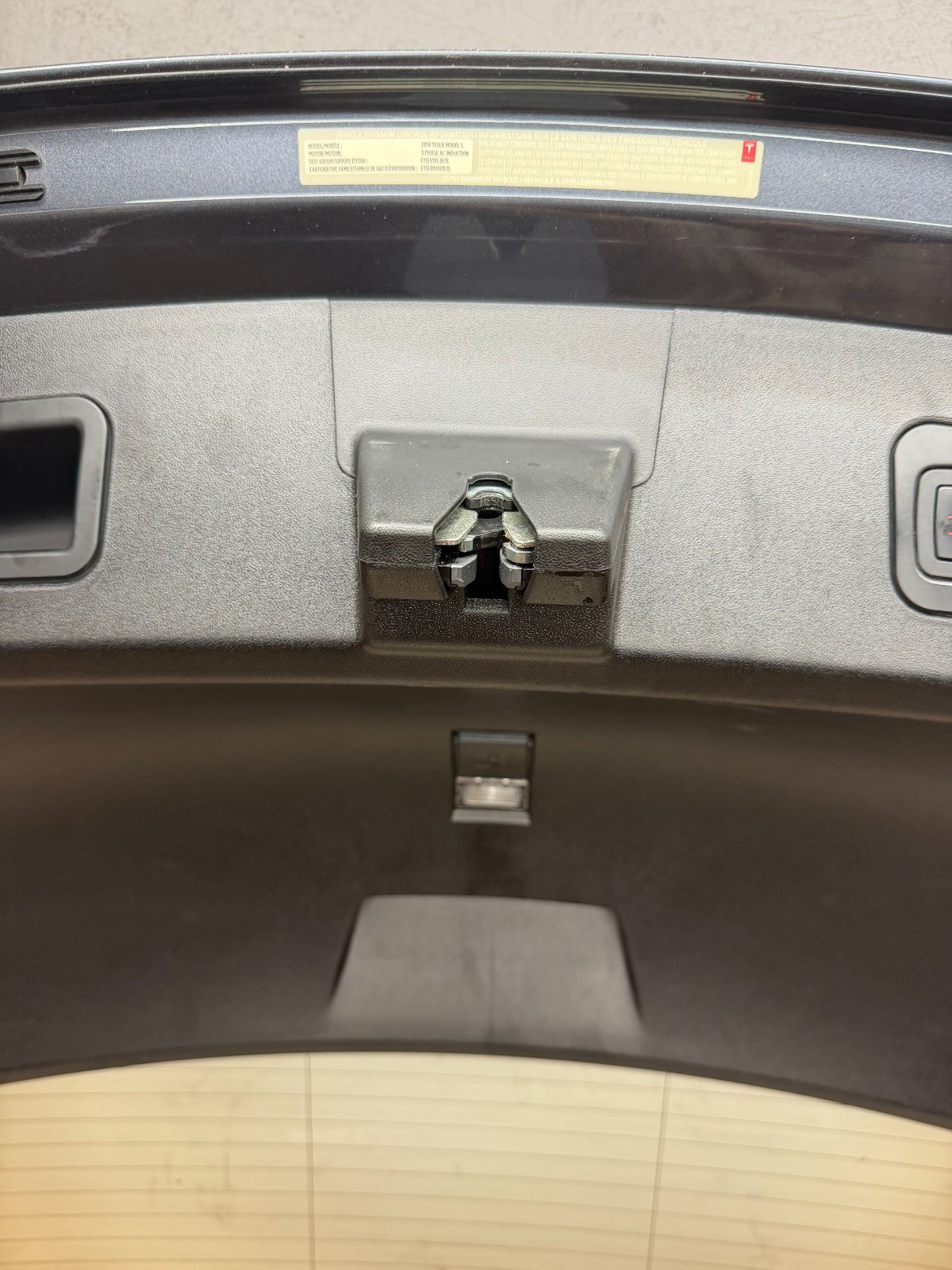2016-2020 Tesla  Model S Liftgate Trunk Lid Tailgate Hatch Shell 1002633-00-K