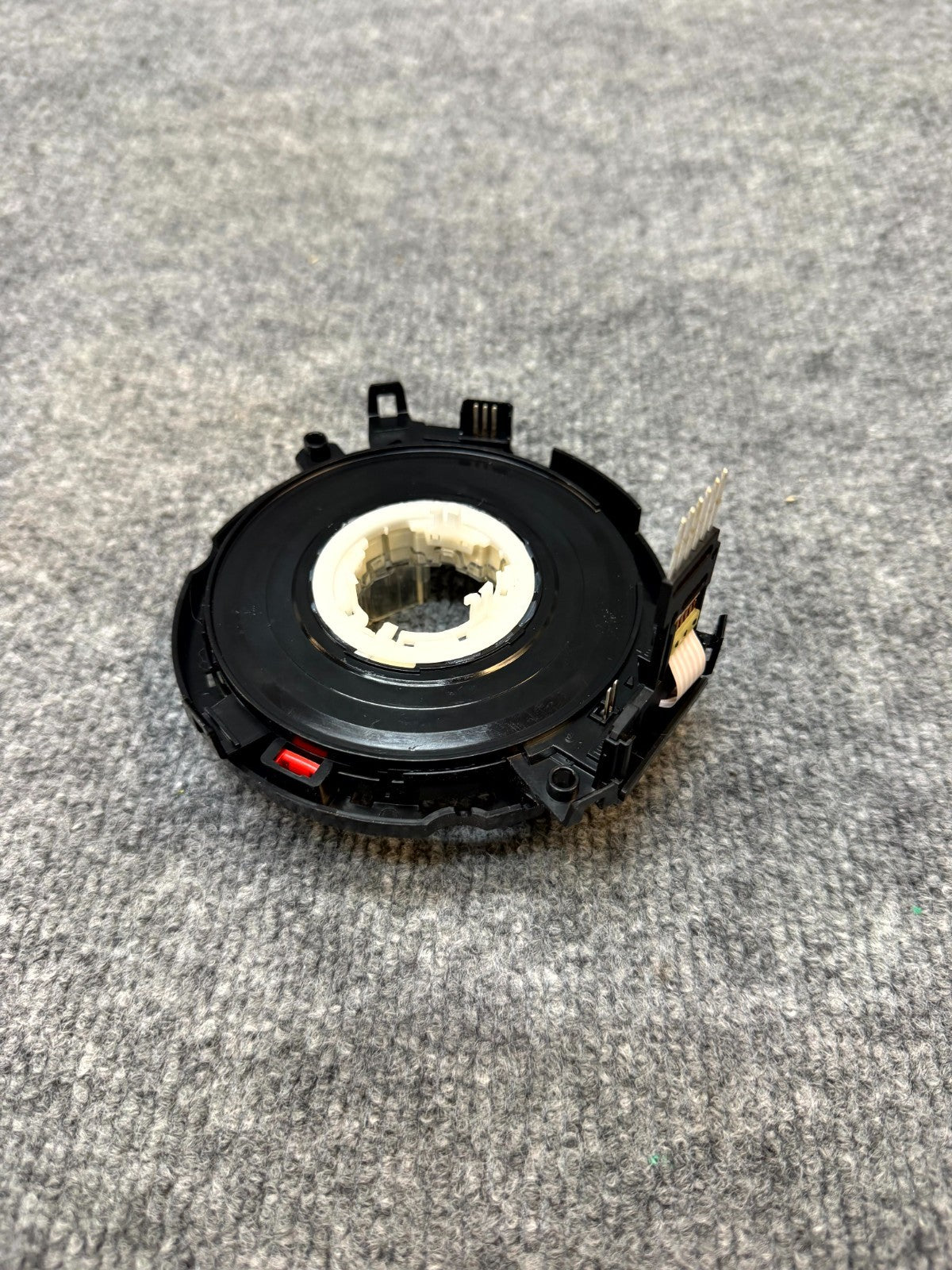 2020 - 2024 TESLA MODEL Y STEERING COLUMN CLOCK SPRING MODULE OEM, 1097662 00 O