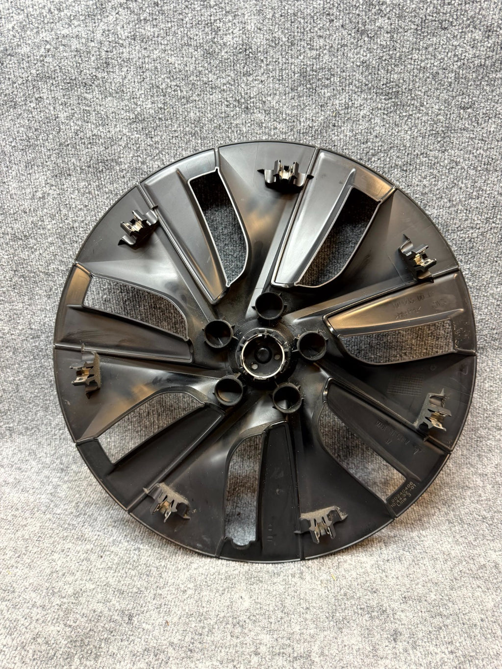 2020 - 2024 TESLA MODEL Y GEMINI WHEEL RIM HUBCAP COVER OEM, 1044235-00-C