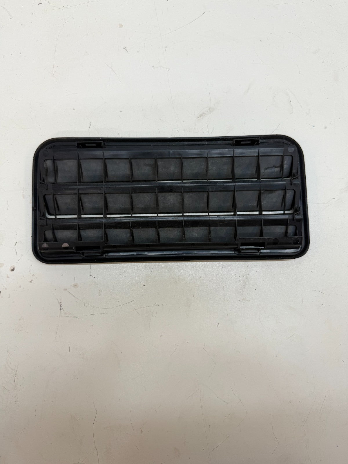 2017-2024 Tesla Model 3/Y Air Extractor Cabin Vent Grille 1098751-00-C