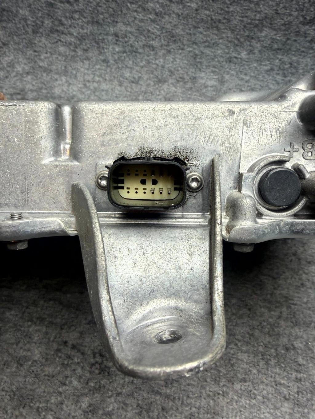 ♦️2016 - 2020 TESLA MODEL S FRONT HIGH VOLTAGE JUNCTION BOX OEM, 1059891-00-C