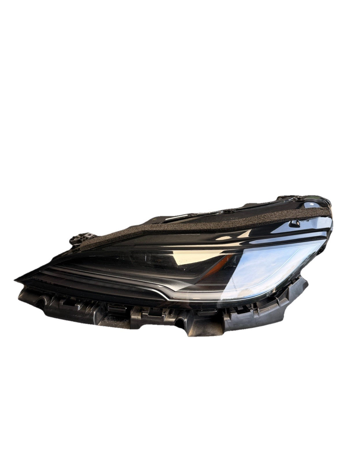 2025-2027 Tesla Model 3 Front left Driver Side LED Headlight 1694086-00-G