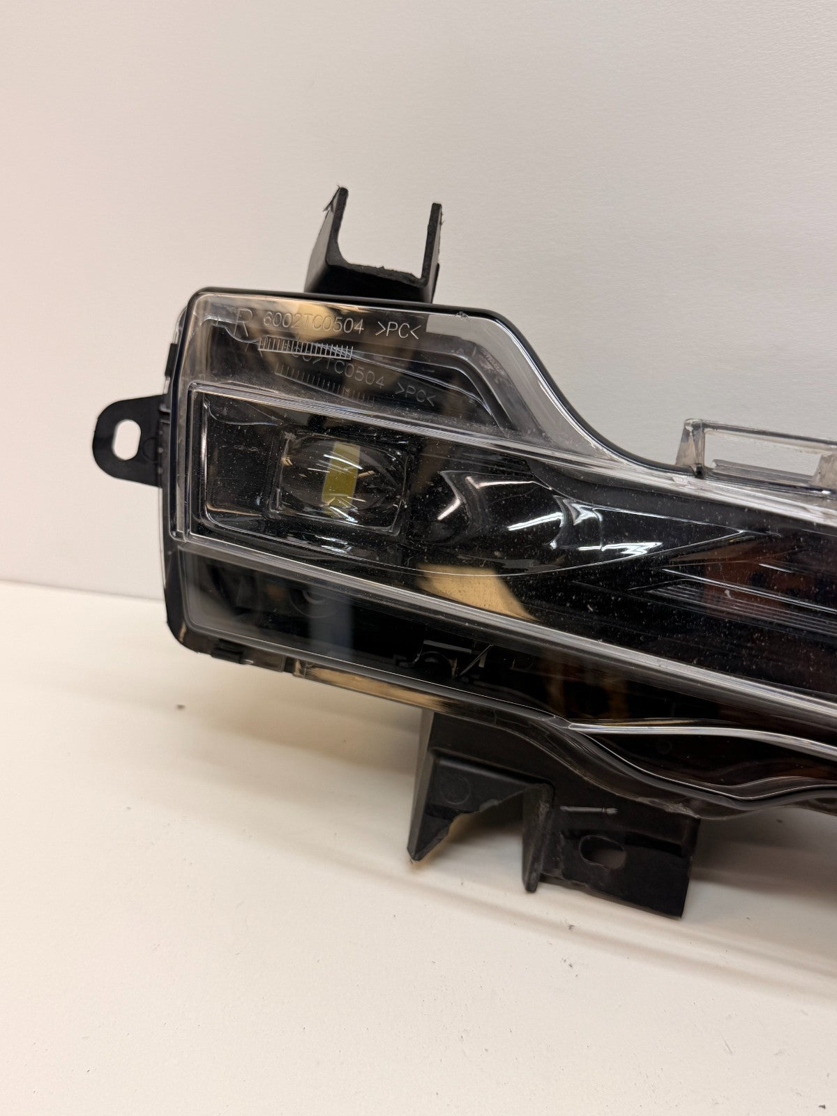 2017-2023 Tesla Model 3 Right Passenger Side Fog Light Lamp 1077392-00-F