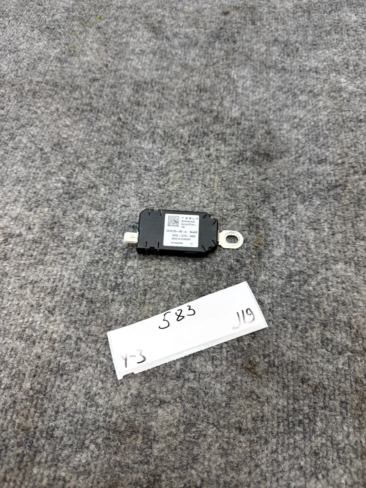2017–2023 TESLA MODEL 3 ANTENNA AMPLIFIER FM RADIO MODULE OEM, 1079735-00-A