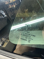 2020 – 2024 TESLA MODEL Y REAR LEFT SIDE QUARTER WINDOW GLASS OEM, 1495740-00-H