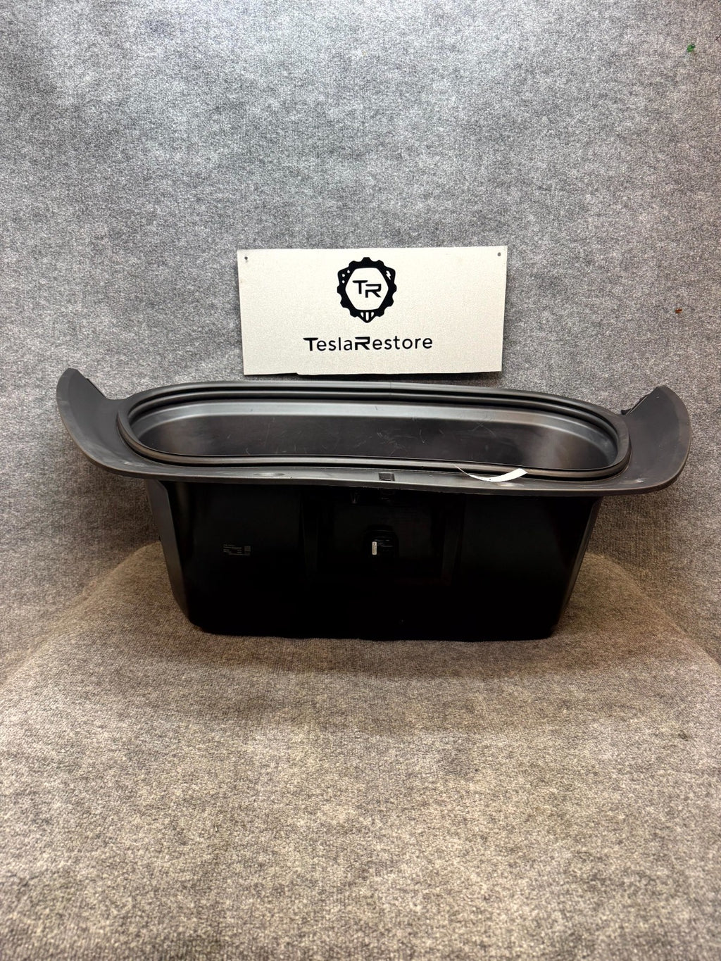 2020-2024 TESLA MODEL Y FRONT FRUNK TRUNK COMPARTMENT STORAGE BOX OEM 149260600C
