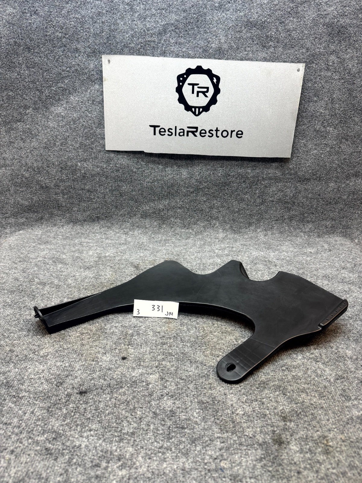 2017 ‑ 2023 TESLA MODEL 3 RIGHT SIDE TRUNK SUPPORT BRACKET OEM, 1500372-00-A