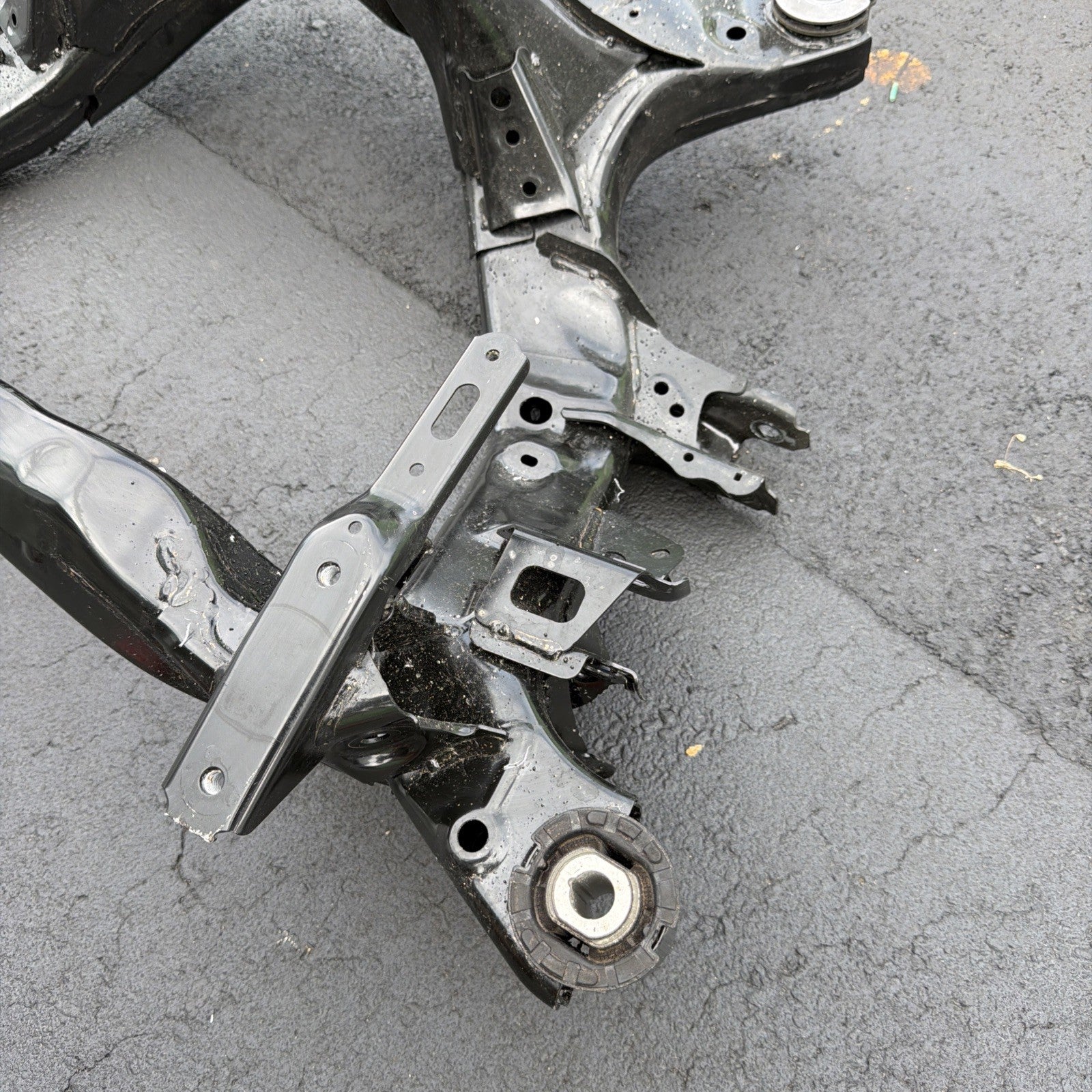 2017-2023 Tesla Model 3 Y Rear Subframe Cradle Support Crossmember Assembly