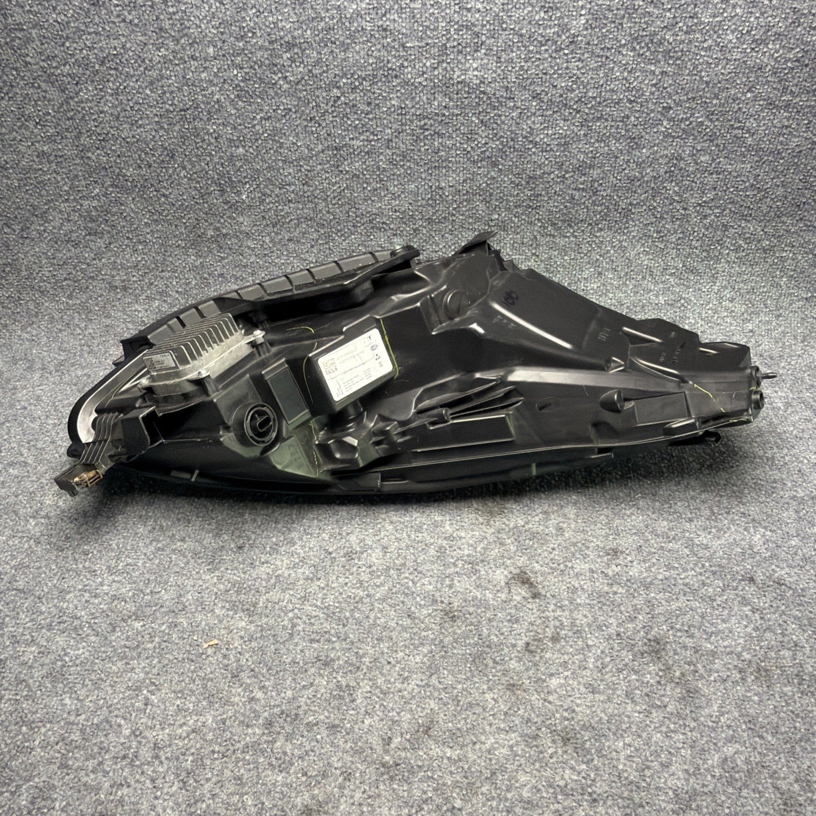 2021-2023 TESLA MODEL 3 Y LEFT HEADLIGHT MATRIX LED DRIVER HEAD LIGHT SCRATCHED