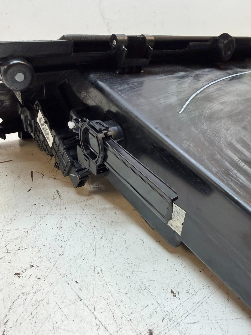 2012 - 2020 TESLA MODEL S RIGHT PASSENGER SIDE GLOVE BOX 1035104-00-A