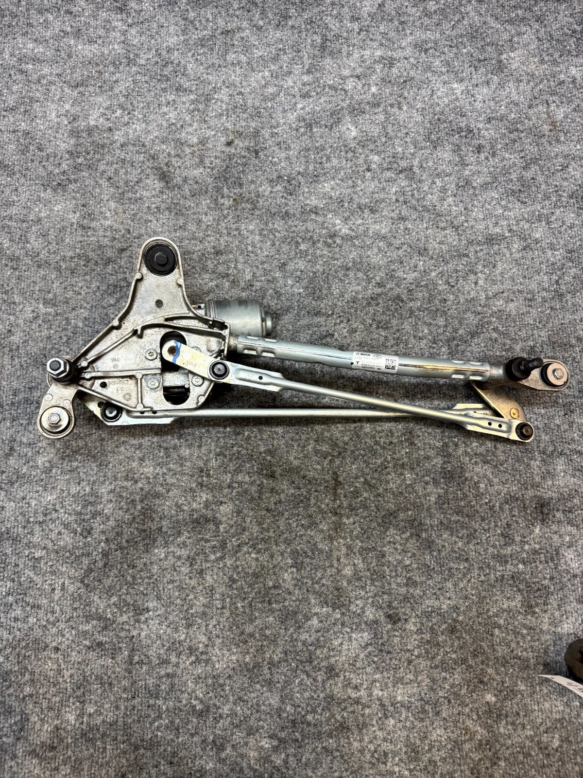 2017 - 2023 TESLA MODEL 3 FRONT WINDSHIELD WIPER MOTOR OEM, 1076725-00-G