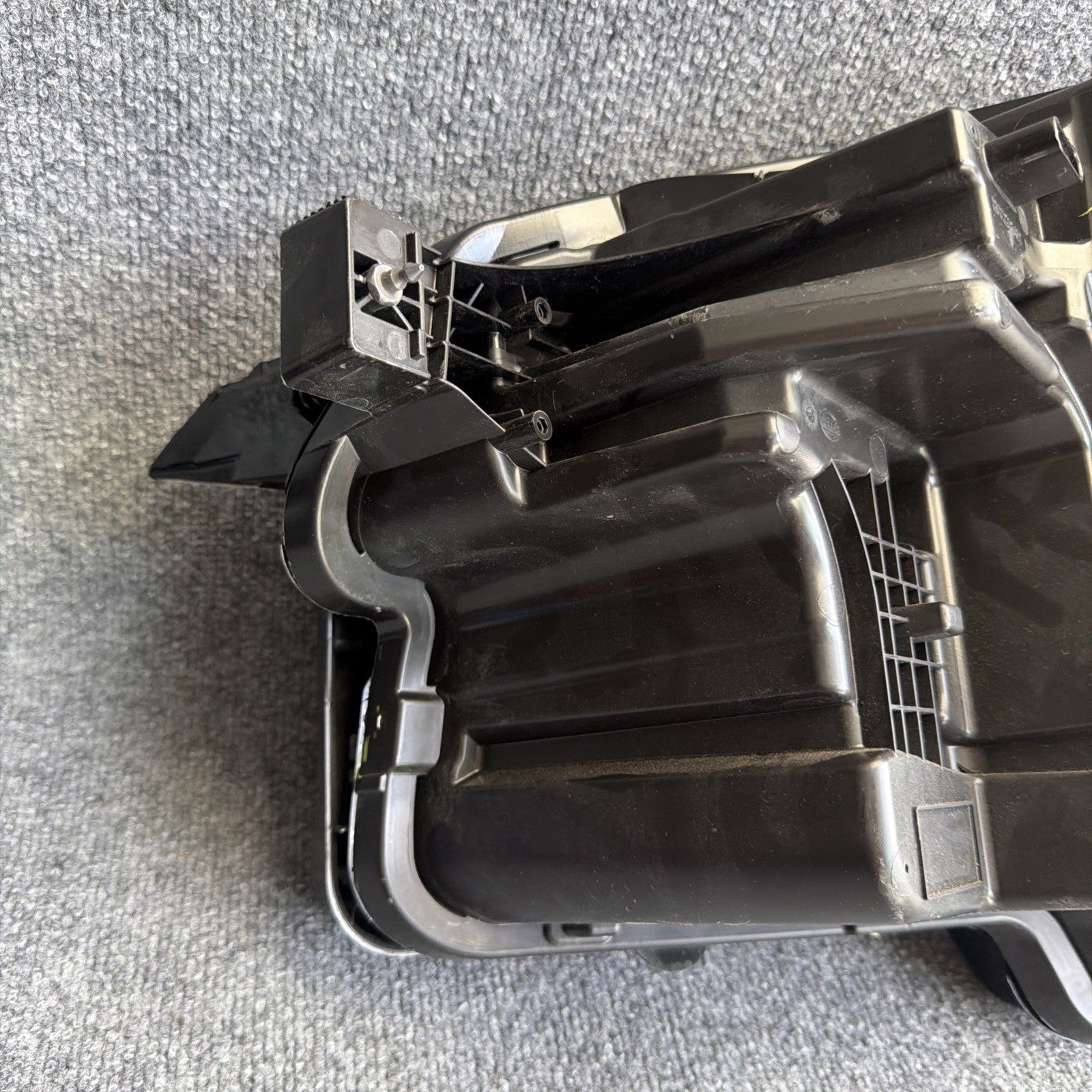 2025 2026 Tesla Model Y Juniper LED RH Right Side Headlight 1918348-00-D OEM