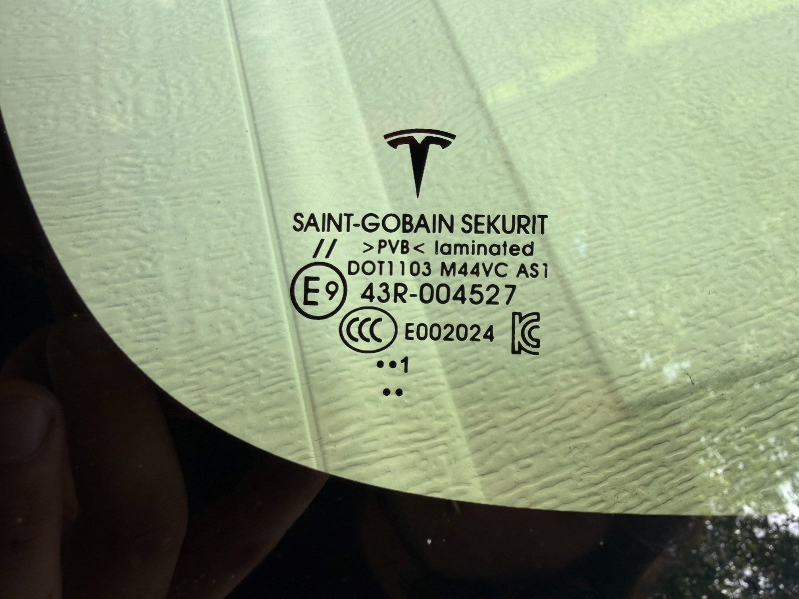 2017-2020 Tesla Model 3 Front Windshield Glass Wind Screen 1466270-00-C