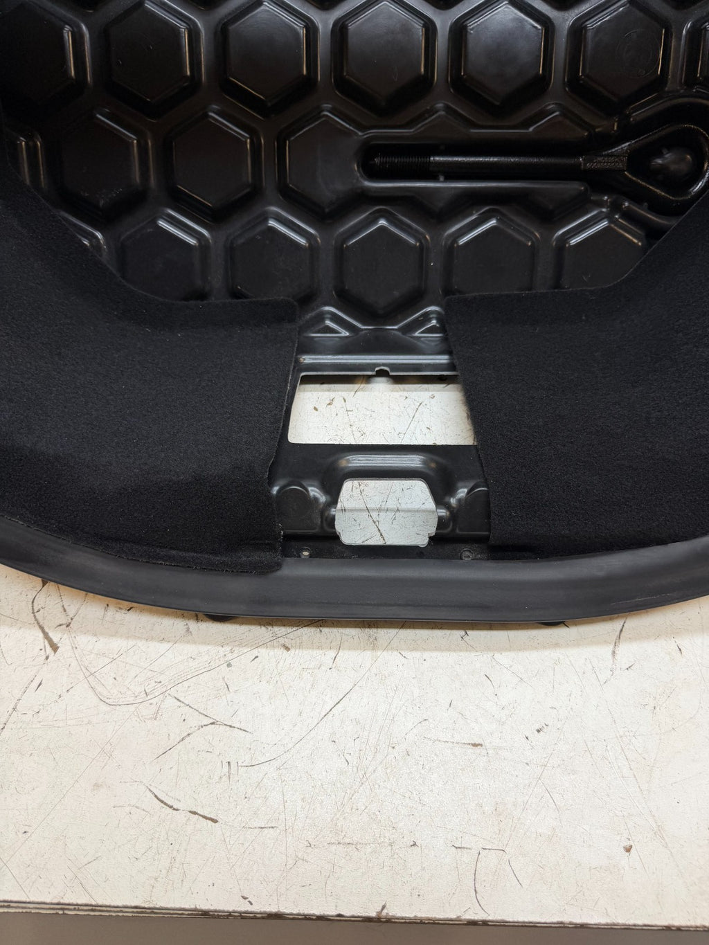 2017 - 2020 TESLA MODEL S FRUNK FRONT TRUNK STORAGE COMPARTMENT TRAY BOX OEM