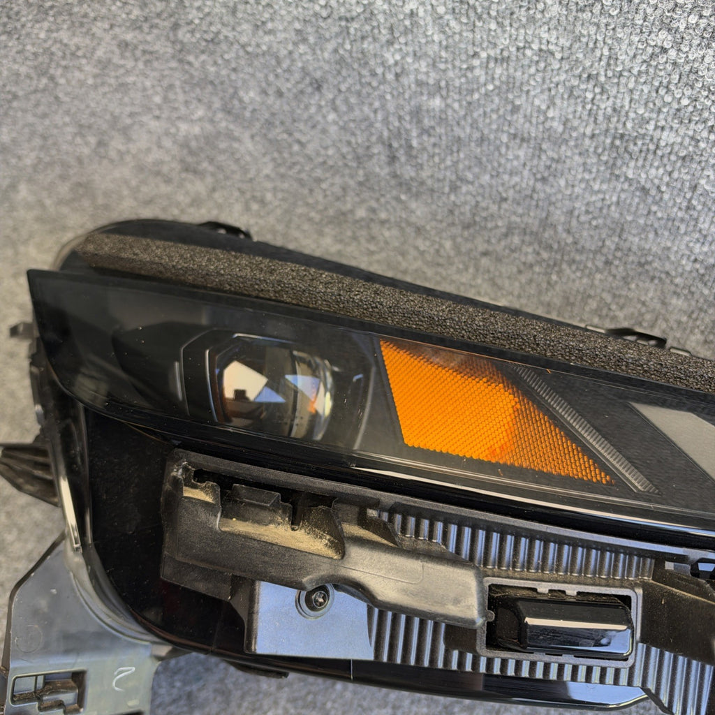 OEM  2026 Tesla Model Y Standard LED Right Passenger Headlight 2074462-00-D