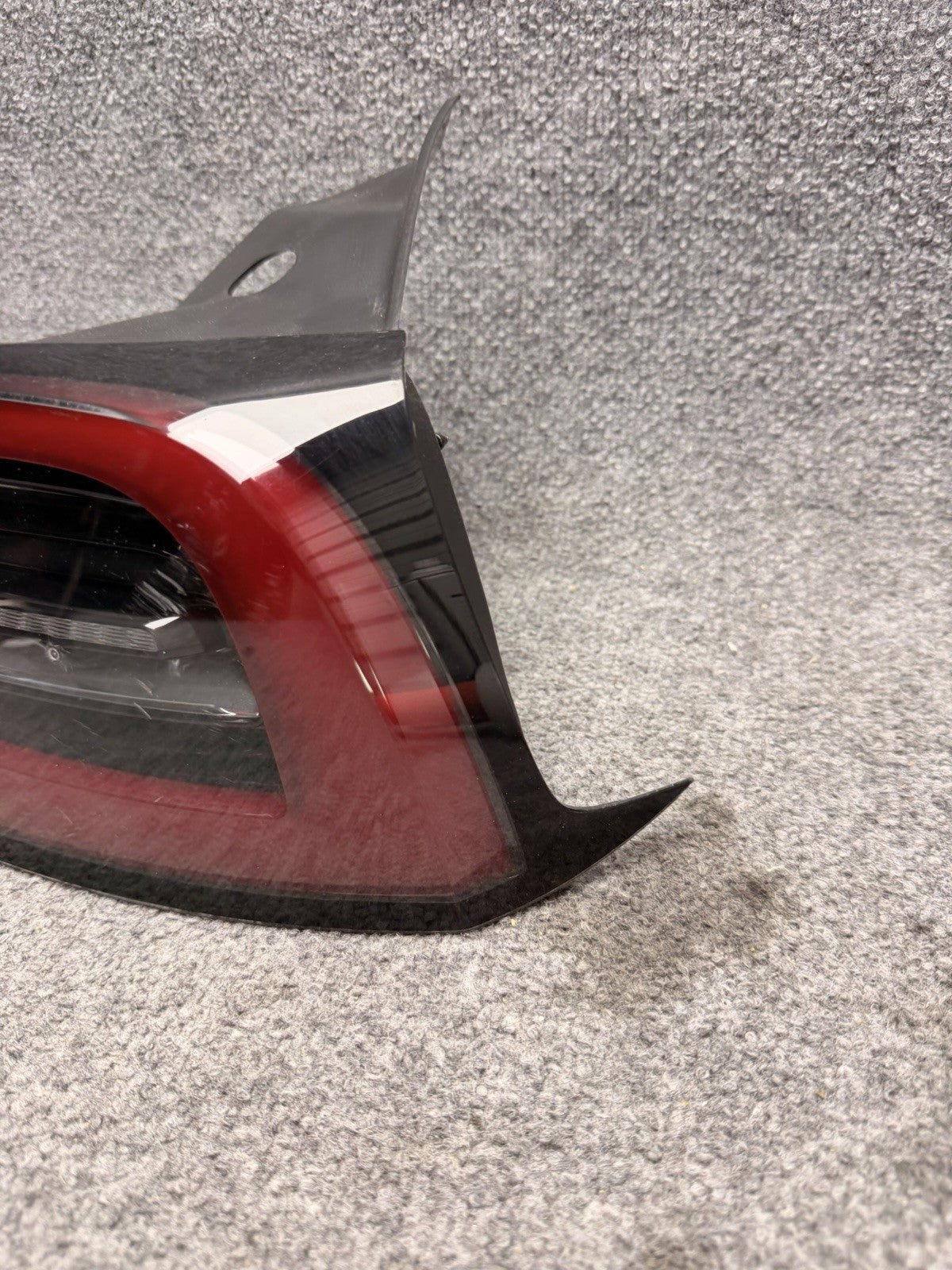 2020-2024 Tesla Model Y Right Passenger Side Taillight Quarter Mounted 3 Pin OEM