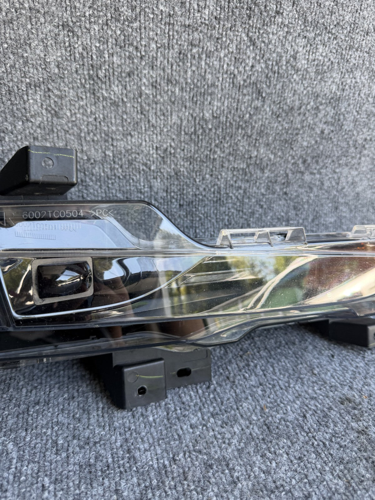 2017 - 2024 TESLA MODEL 3 Y FRONT RIGHT SIDE LED FOG LIGHT OEM, 1077390-00-F