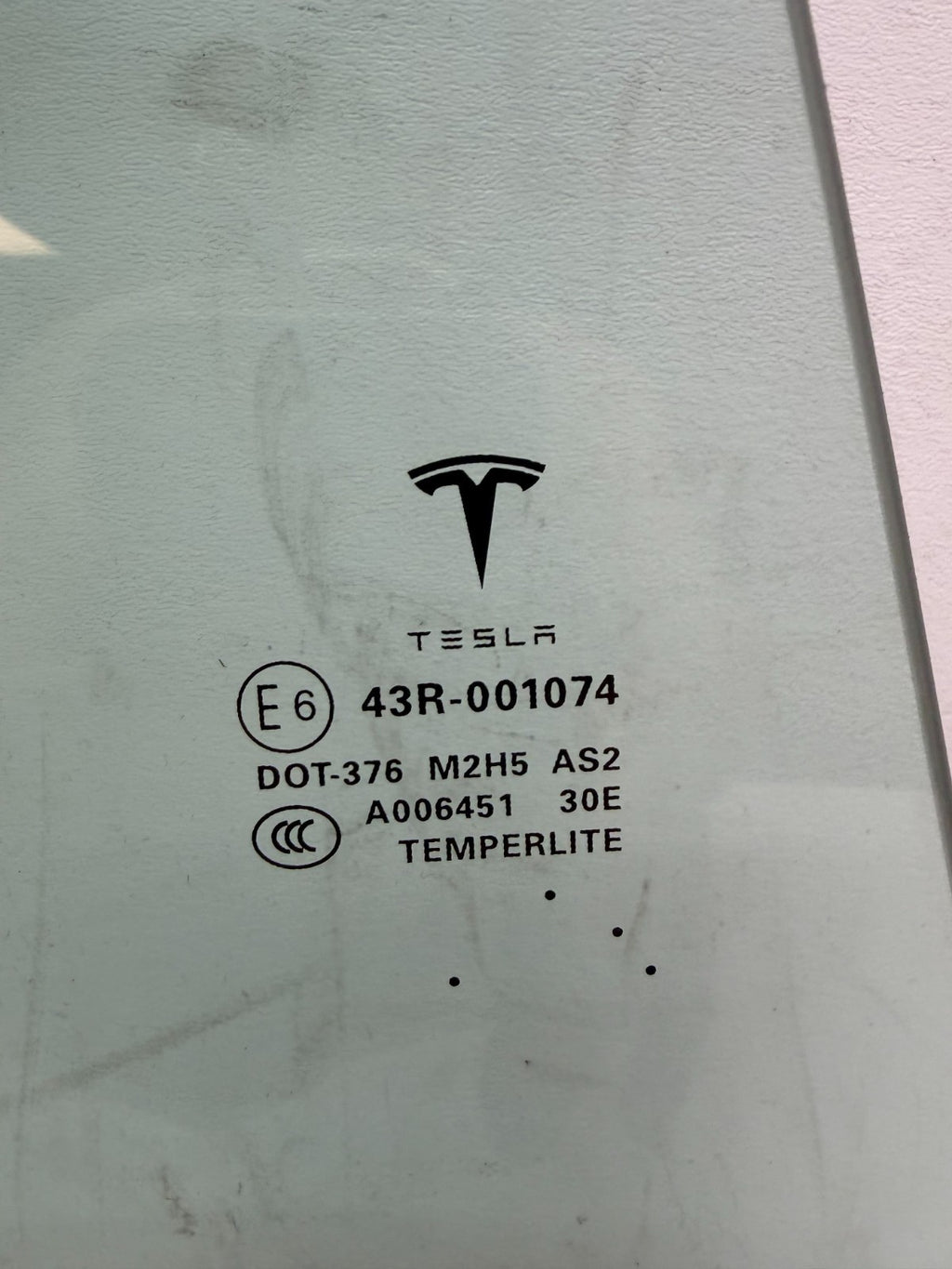 2012-2020 Tesla Model S Rear Right Passenger Side Door Window Glass 43R-001074