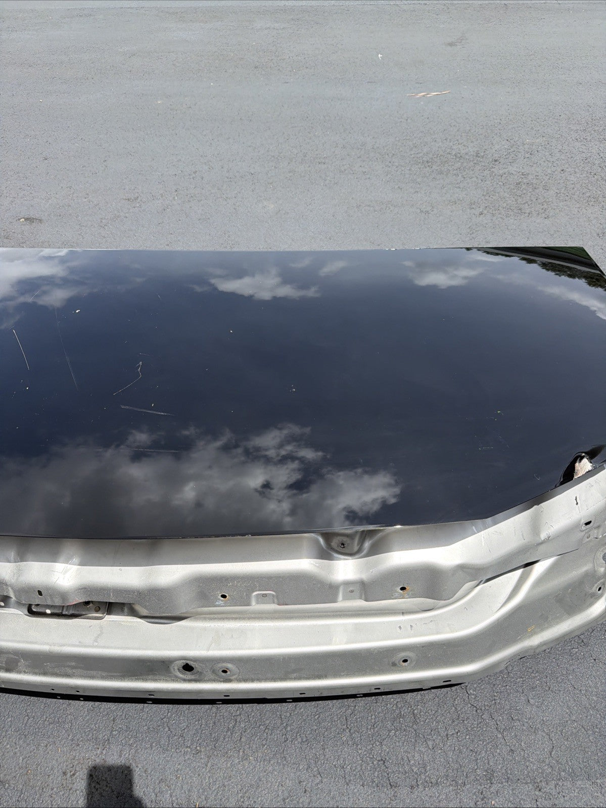 DMG‼️2024-2026 TESLA CYBERTRUCK HOOD POWER-GATE UPPER  2045100-00-A OEM