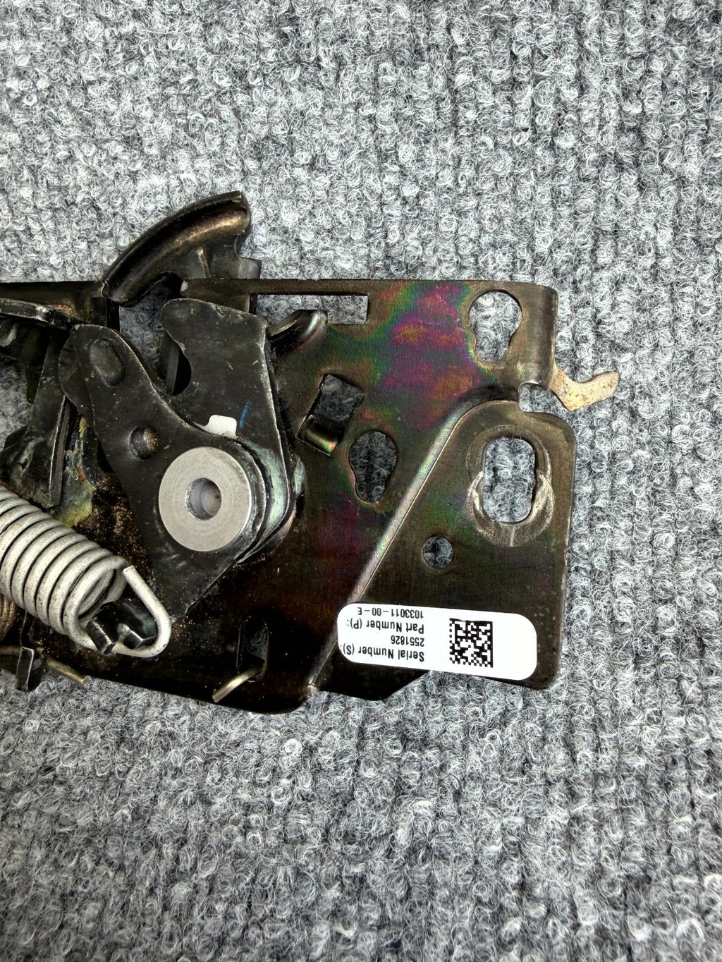 2017 - 2023 TESLA MODEL 3 HOOD BONNET LOCK LATCH OEM, 1033011-00-E