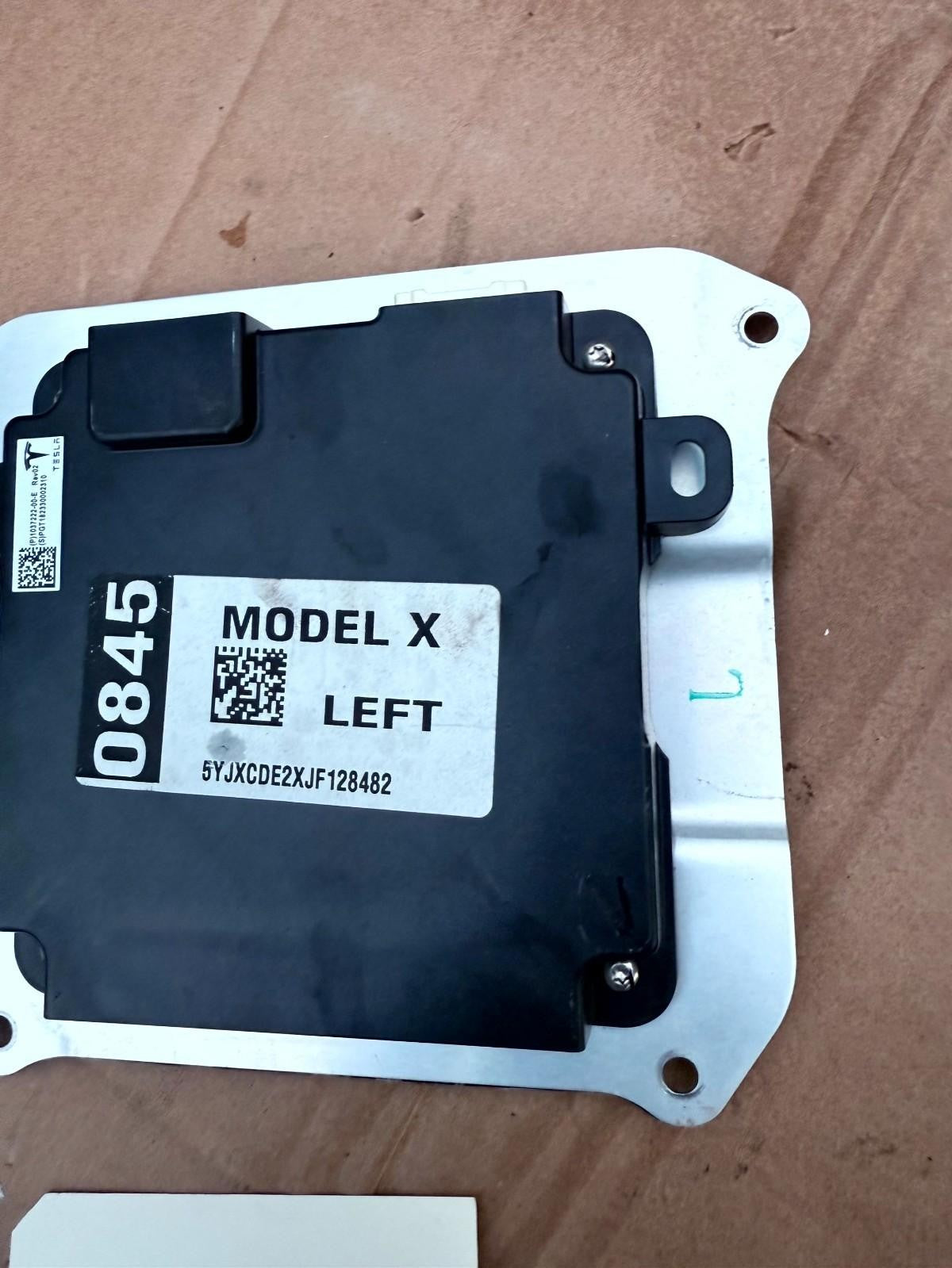 ♦️16-20 Tesla Model X Front Left Side Door Control Module Unit OEM, 103722200E