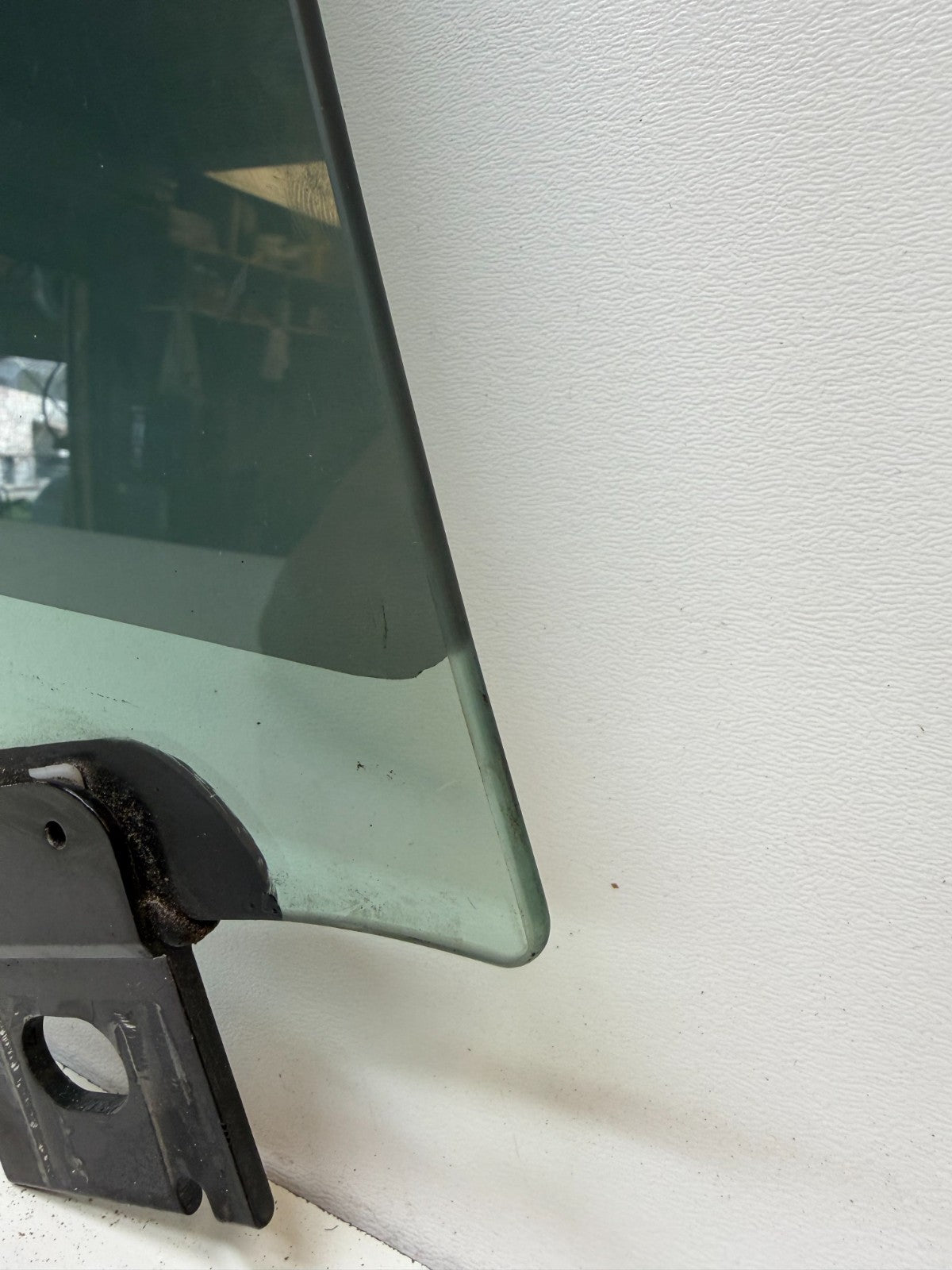 2012-20 Tesla Model S Front Right Passenger Side Door Window Glass 43R-001074