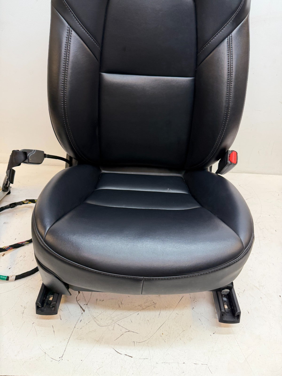 20-23 Tesla Model 3 Front 1st Row Seat Right Passenger Side Black 1456943-00-C